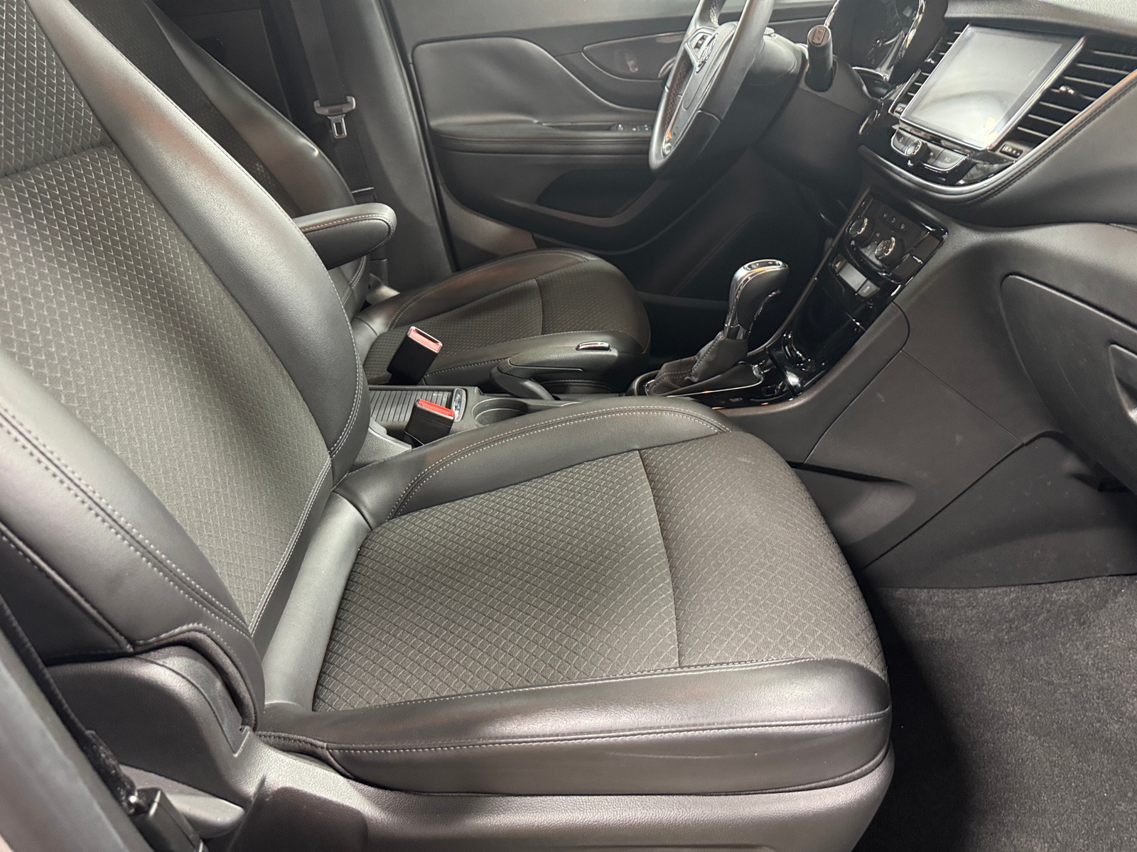 Thumbnail: 2018 Buick Encore - 2