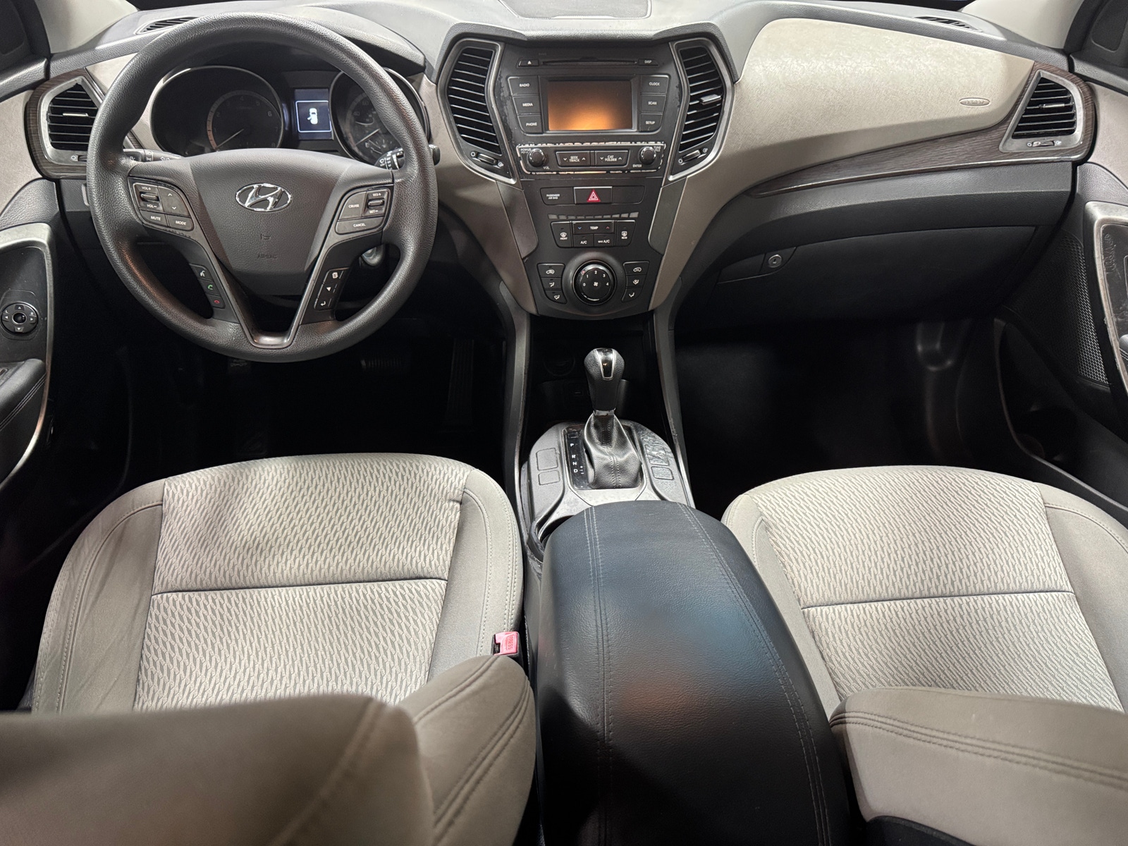 Thumbnail: 2017 Hyundai Santa Fe - 3