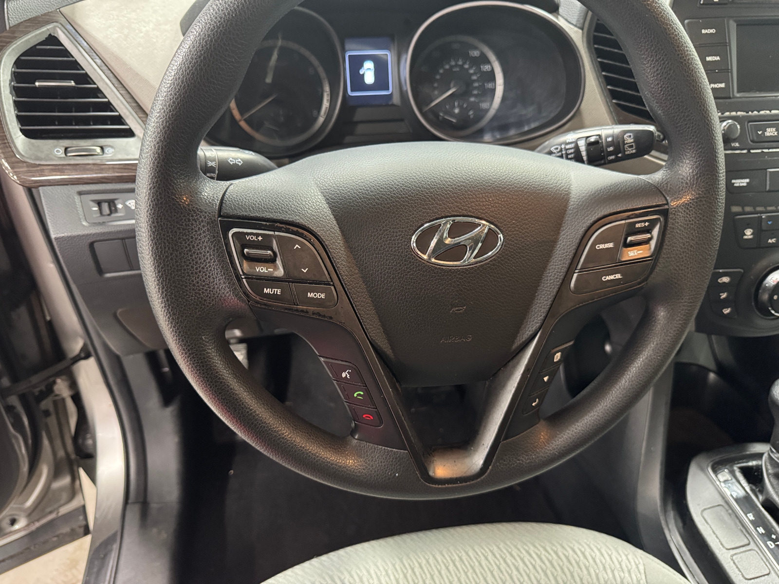 Thumbnail: 2017 Hyundai Santa Fe - 5