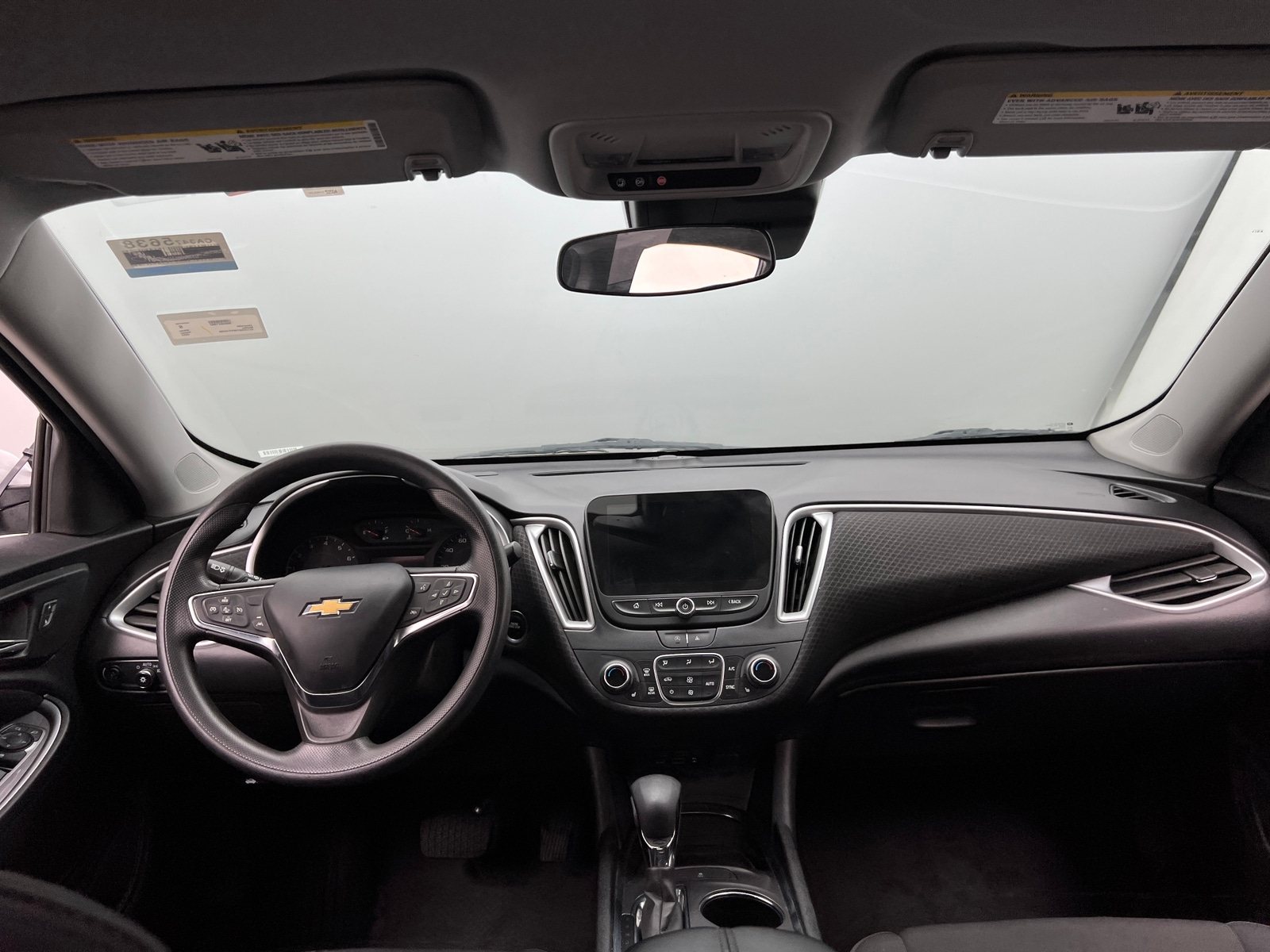 Thumbnail: 2023 Chevrolet Malibu - 3