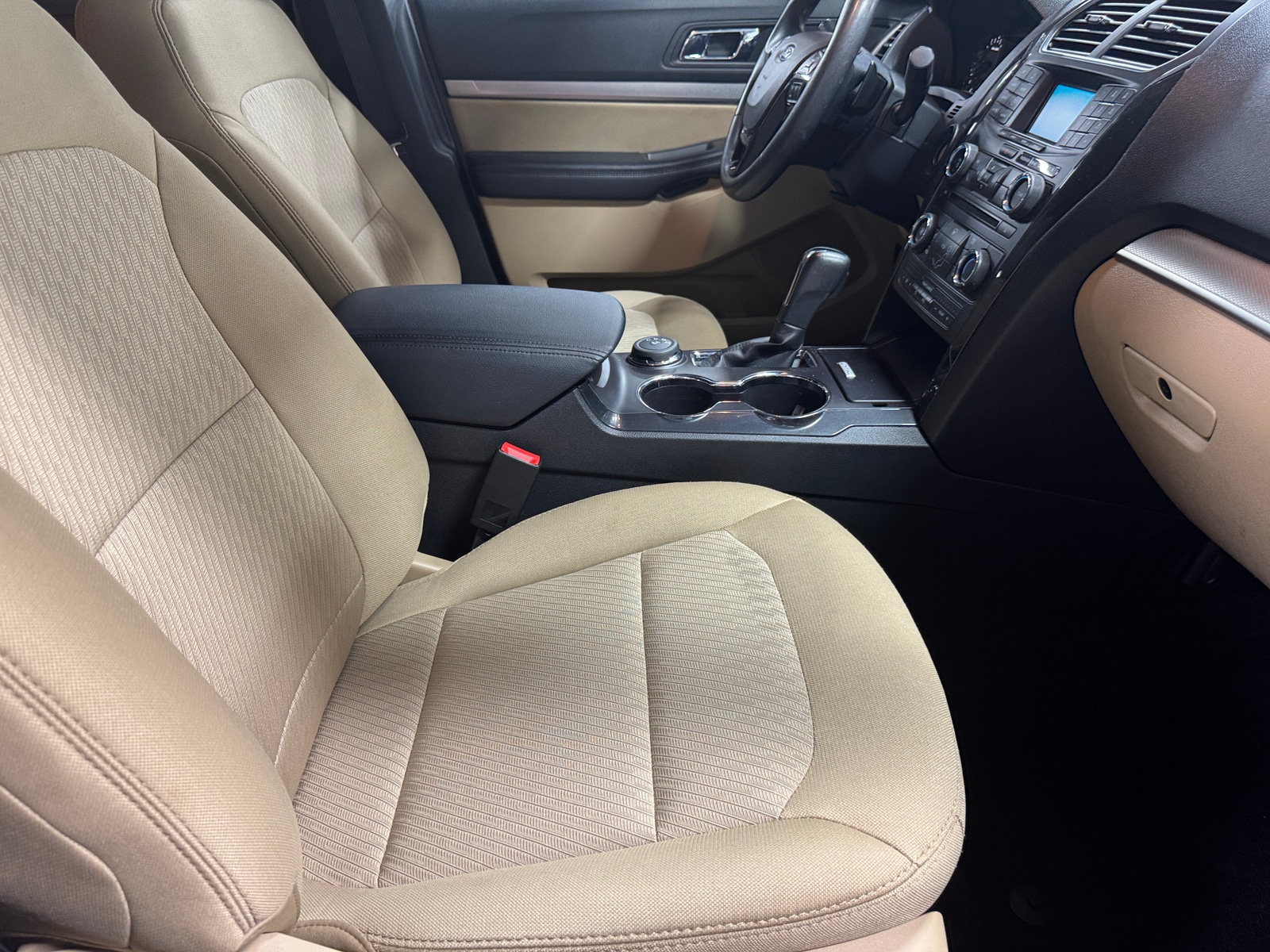 Thumbnail: 2017 Ford Explorer - 2