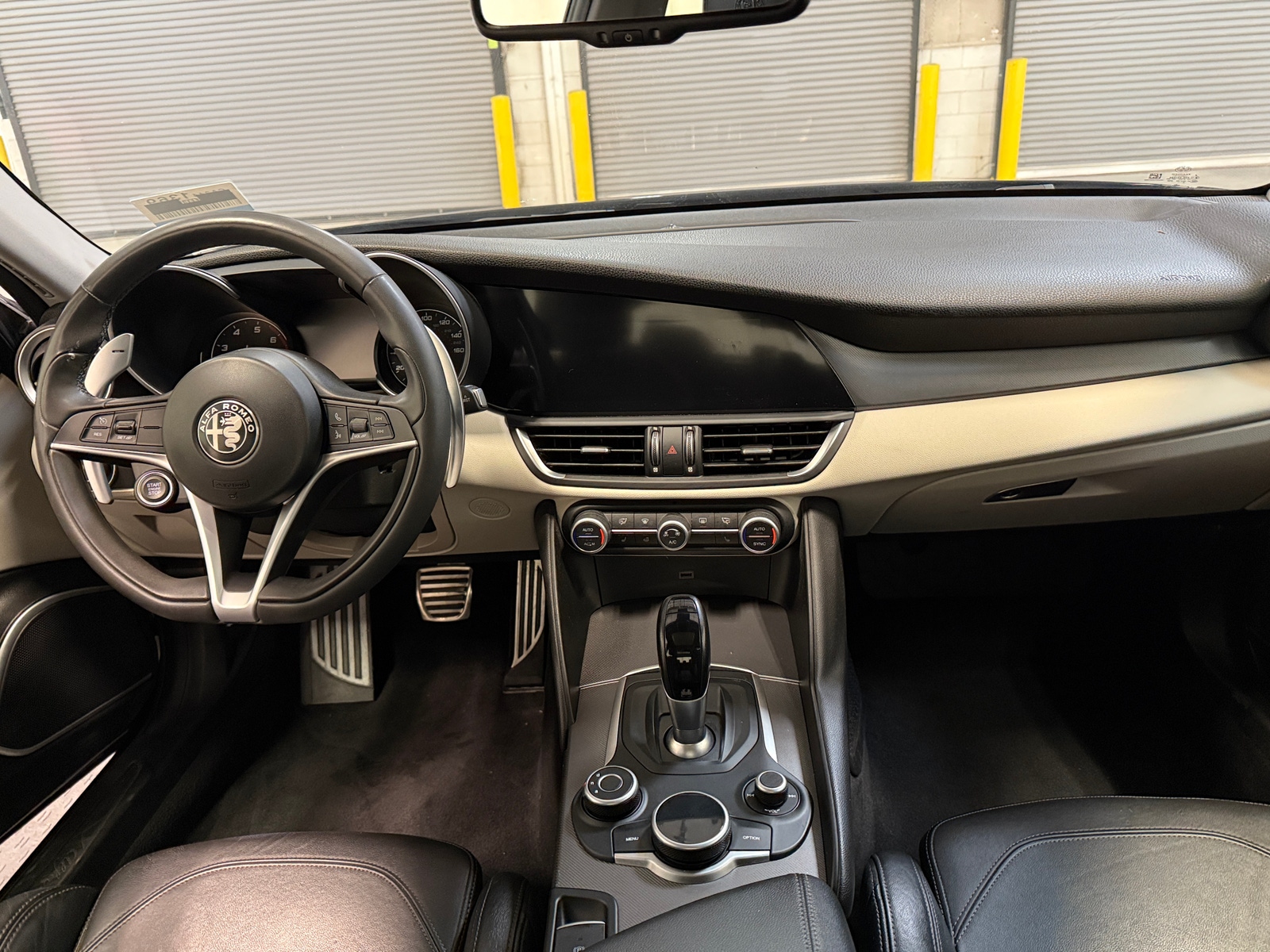Thumbnail: 2019 Alfa Romeo Giulia - 2