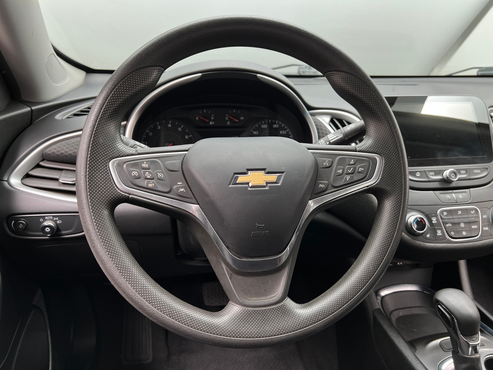 Thumbnail: 2023 Chevrolet Malibu - 5