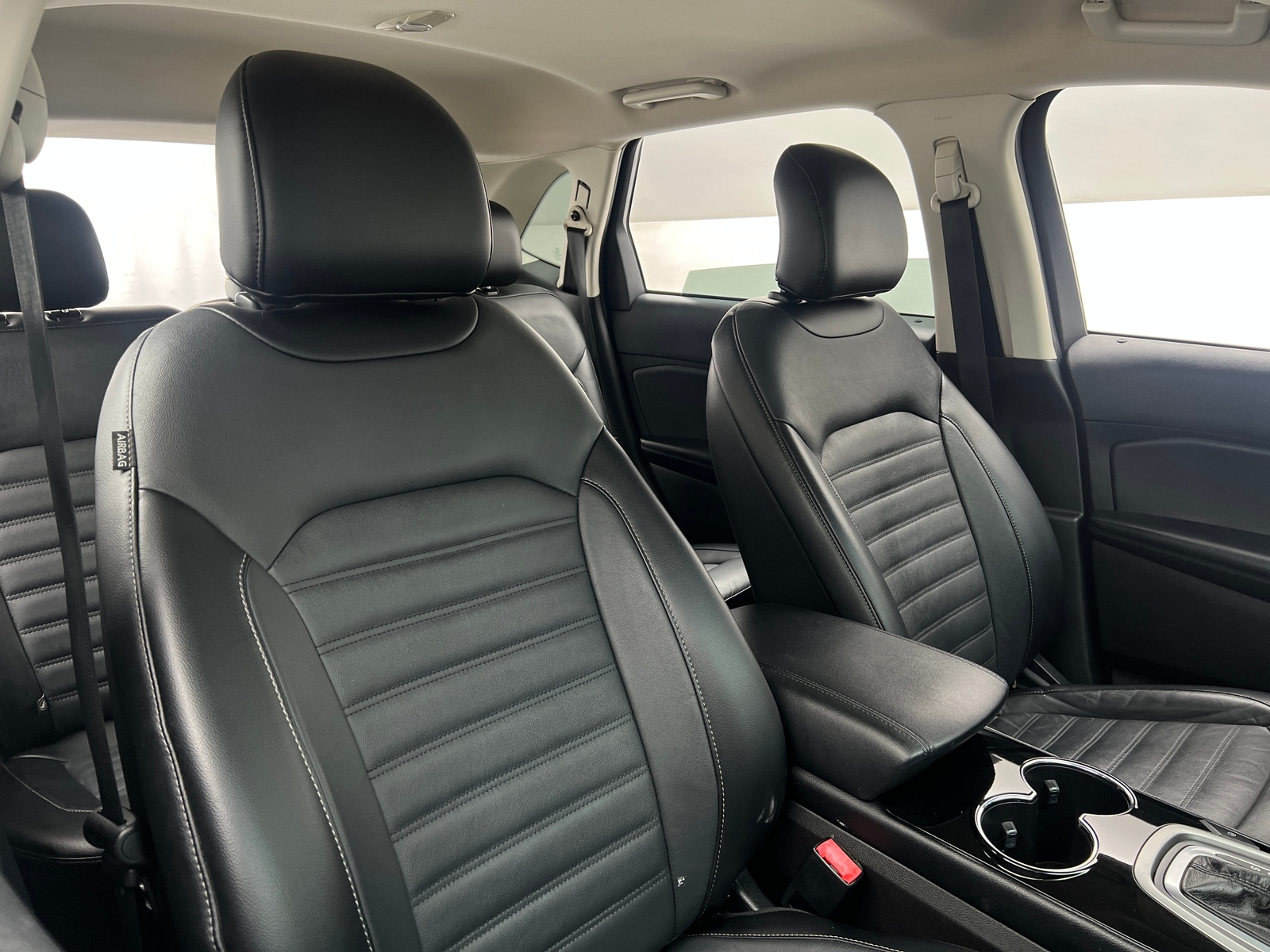 Thumbnail: 2017 Ford Edge - 2