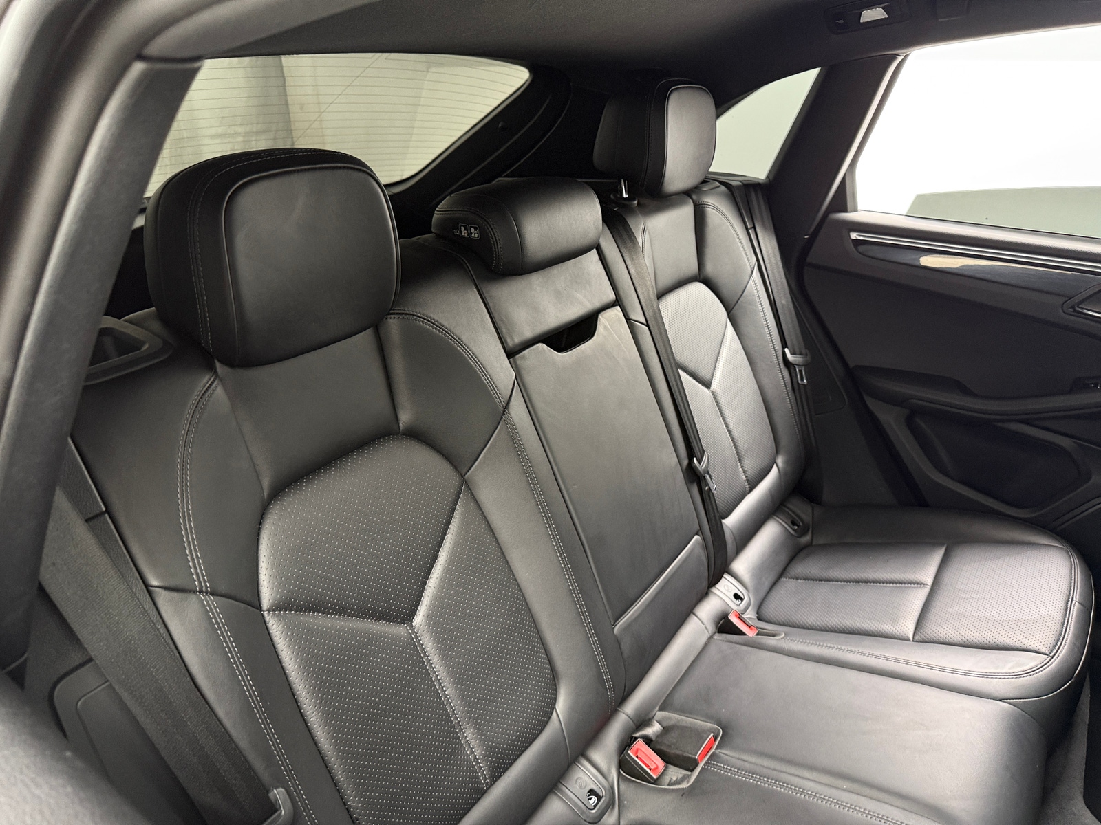 Thumbnail: 2018 Porsche Macan - 5