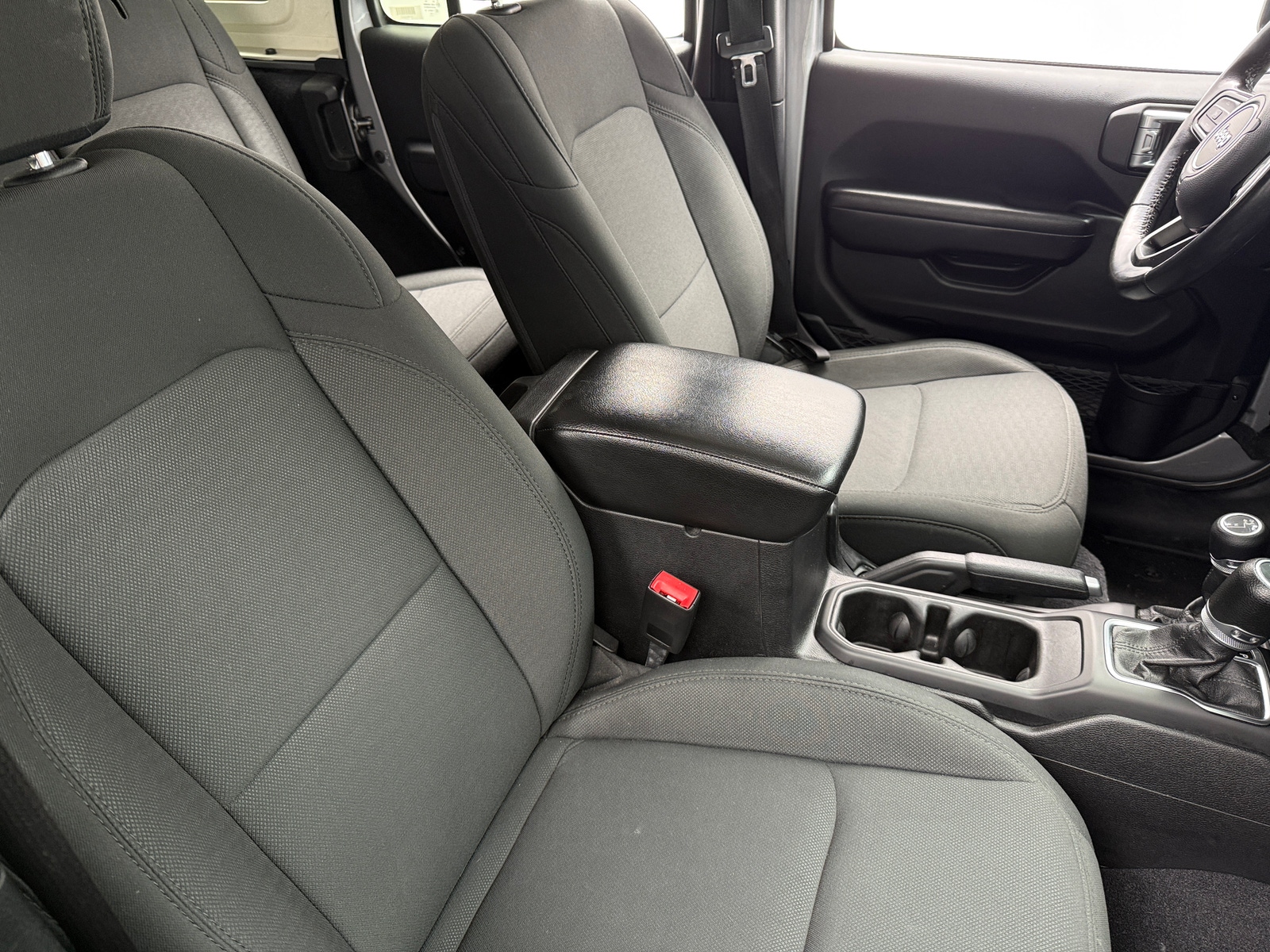 Thumbnail: 2019 Jeep Wrangler - 2