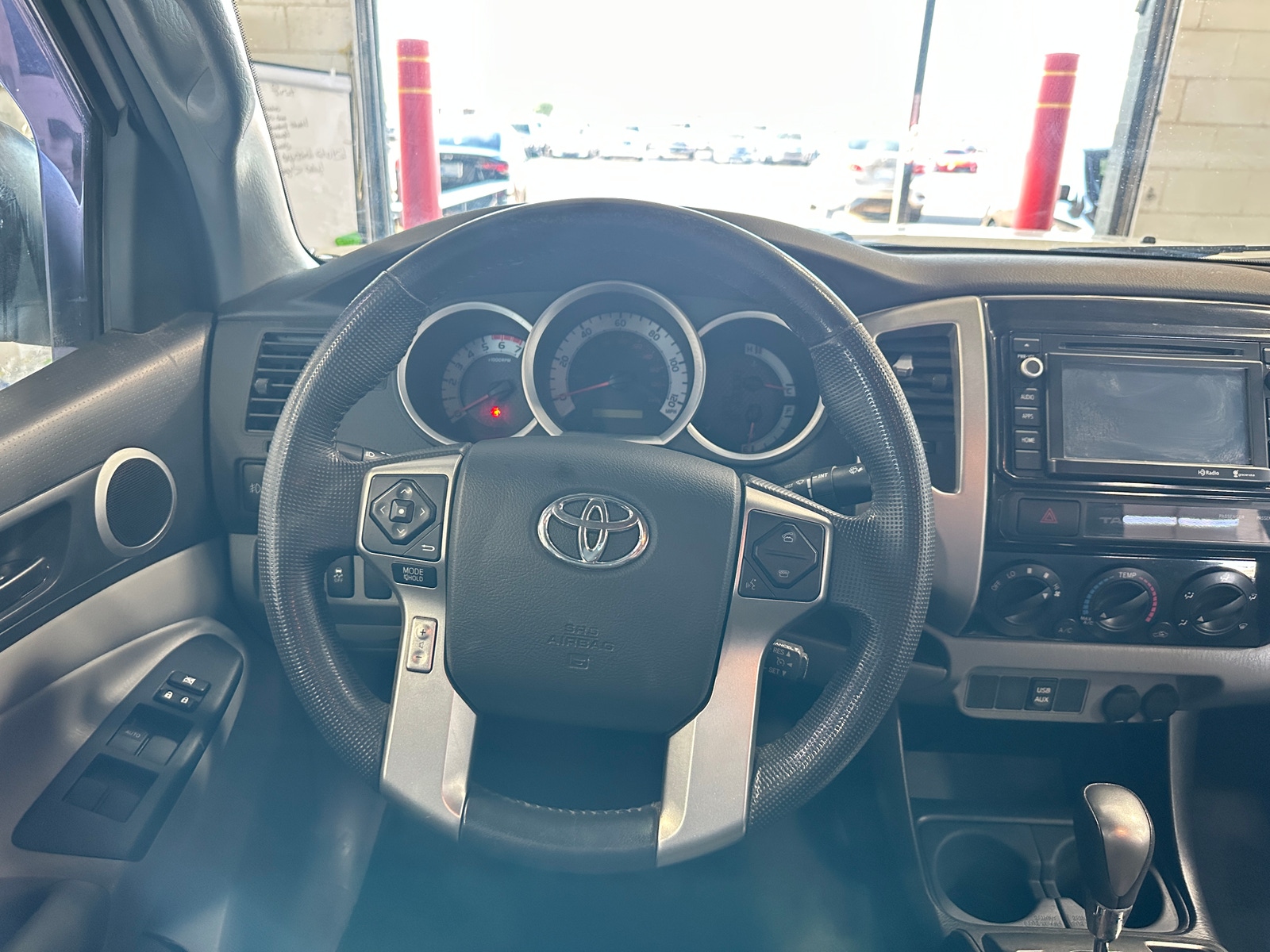 Thumbnail: 2015 Toyota Tacoma - 5