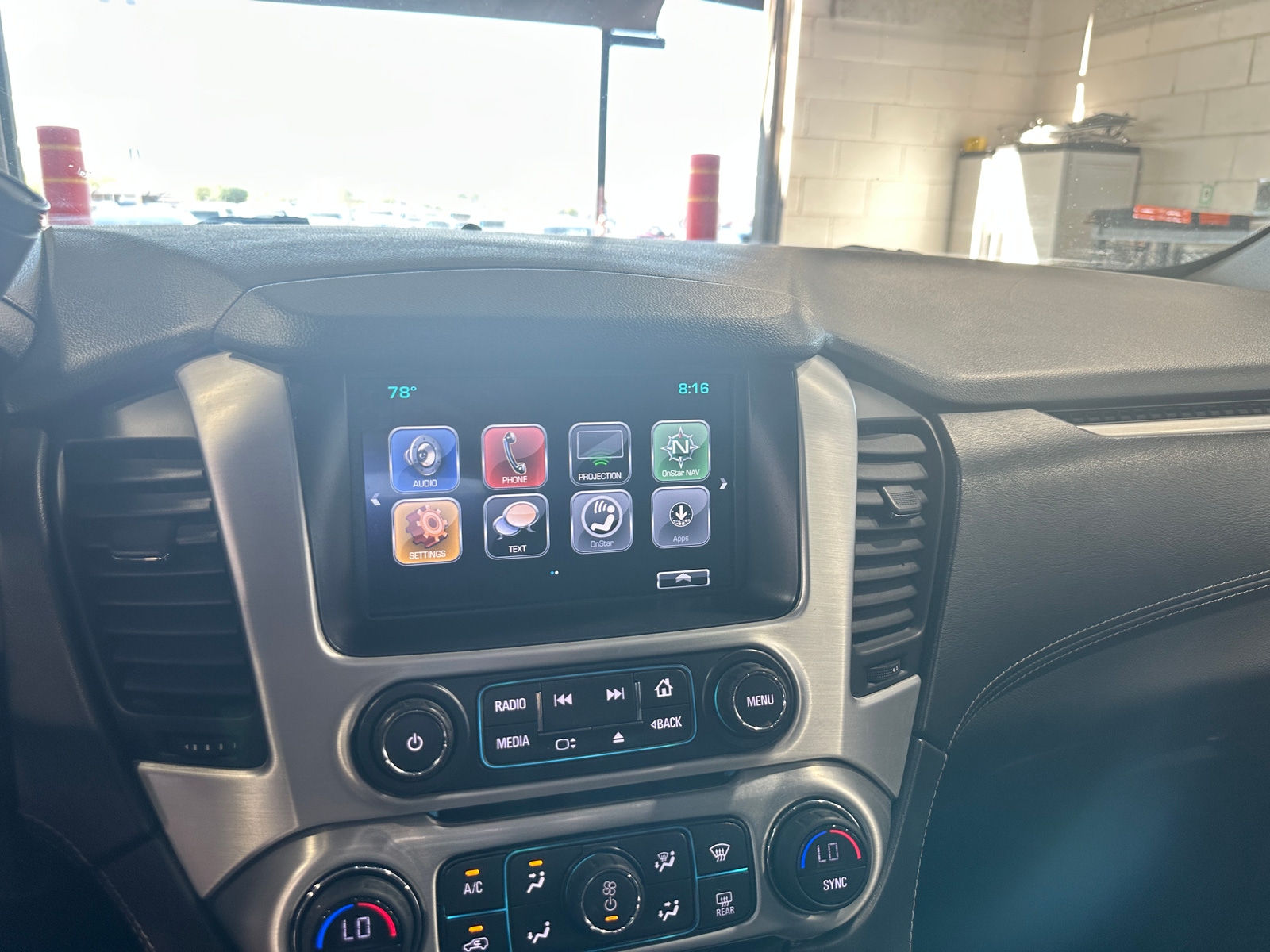 Thumbnail: 2018 GMC Yukon - 4