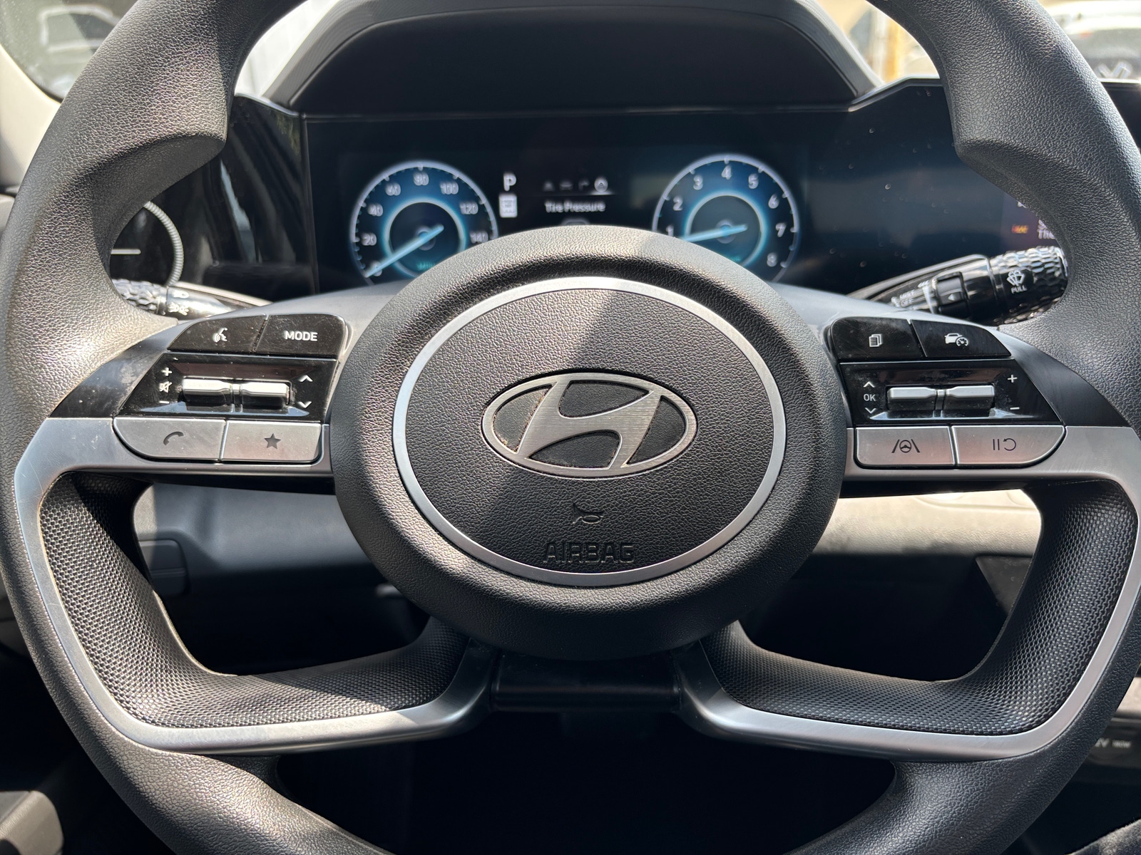 Thumbnail: 2024 Hyundai Elantra - 5