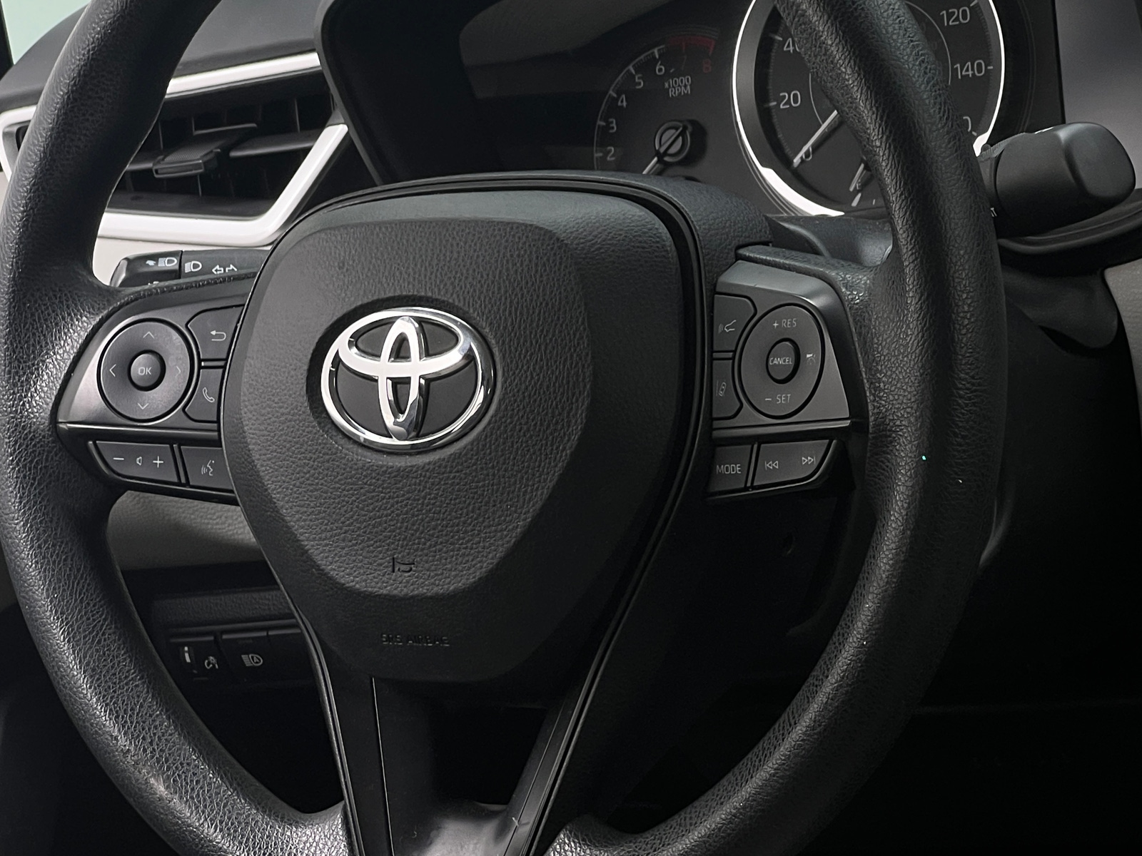 Thumbnail: 2022 Toyota Corolla - 5