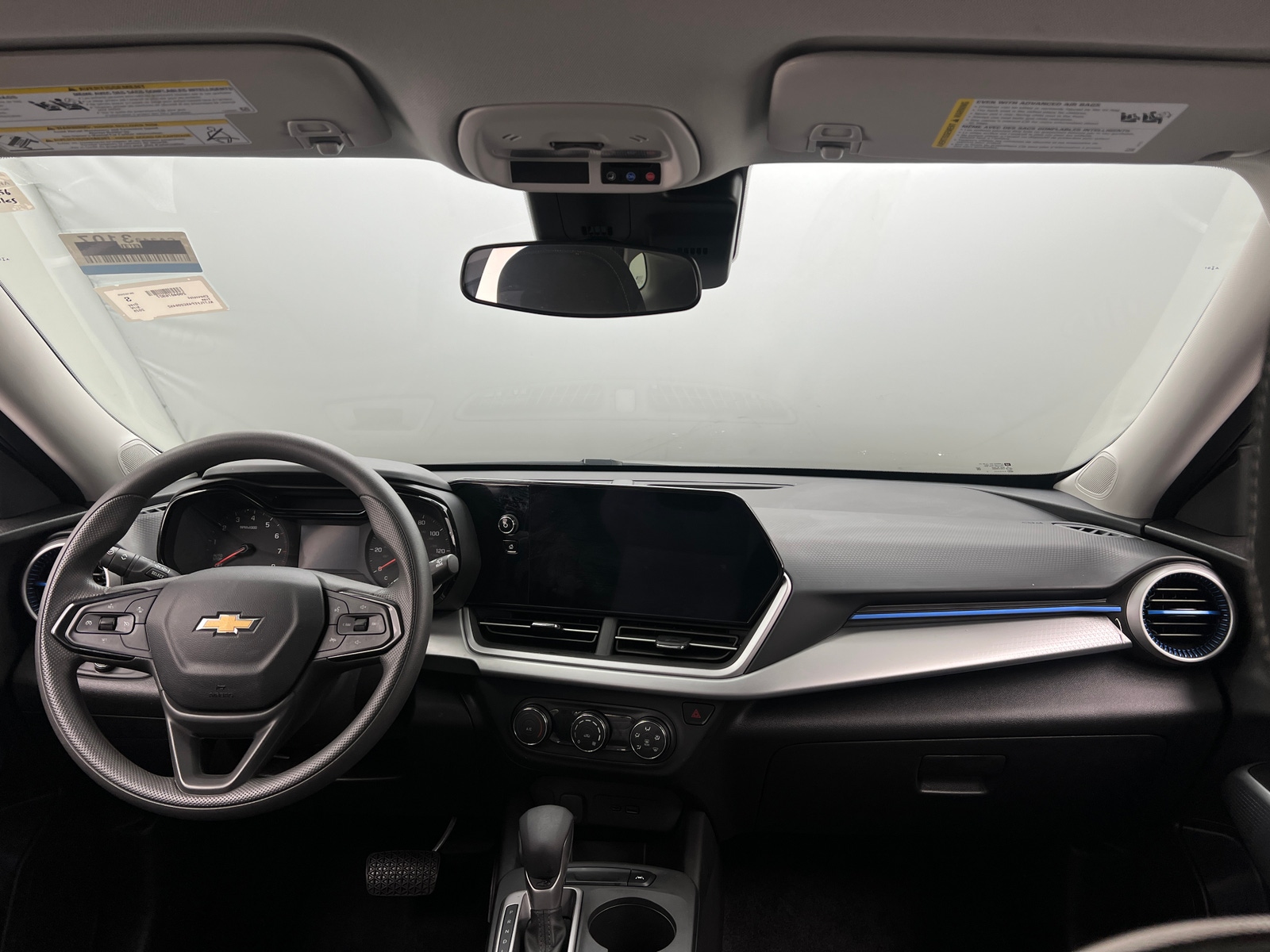 Thumbnail: 2025 Chevrolet Trax - 3