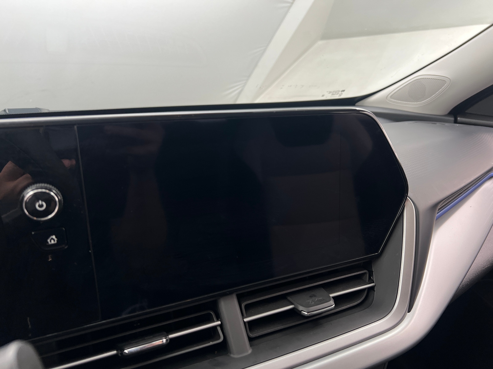 Thumbnail: 2025 Chevrolet Trax - 4
