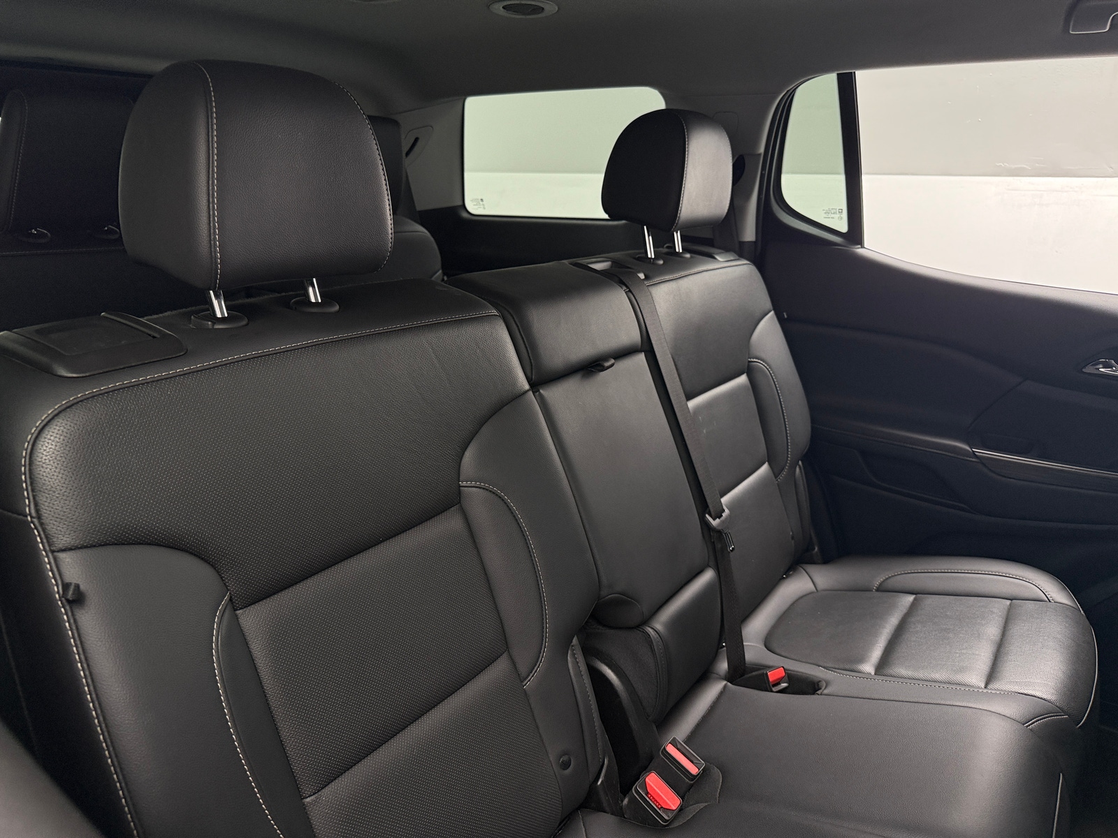 Thumbnail: 2023 GMC Acadia - 5