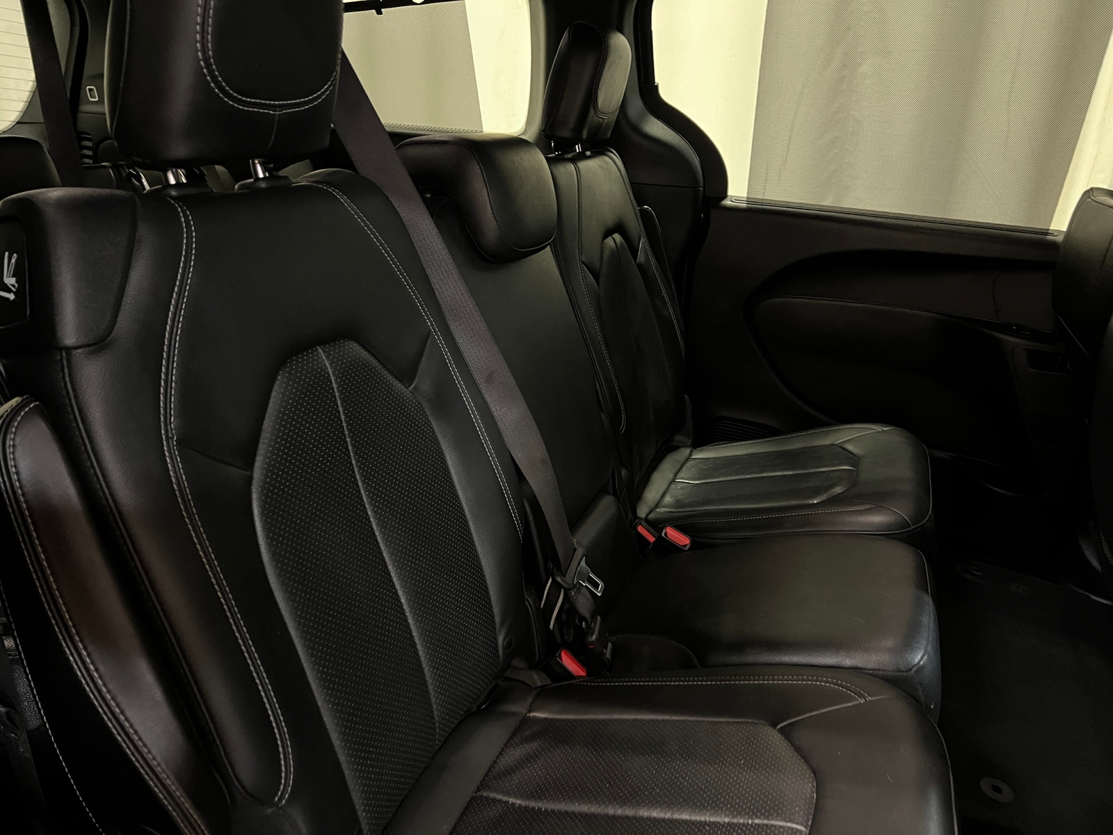 Thumbnail: 2019 Chrysler Pacifica - 5