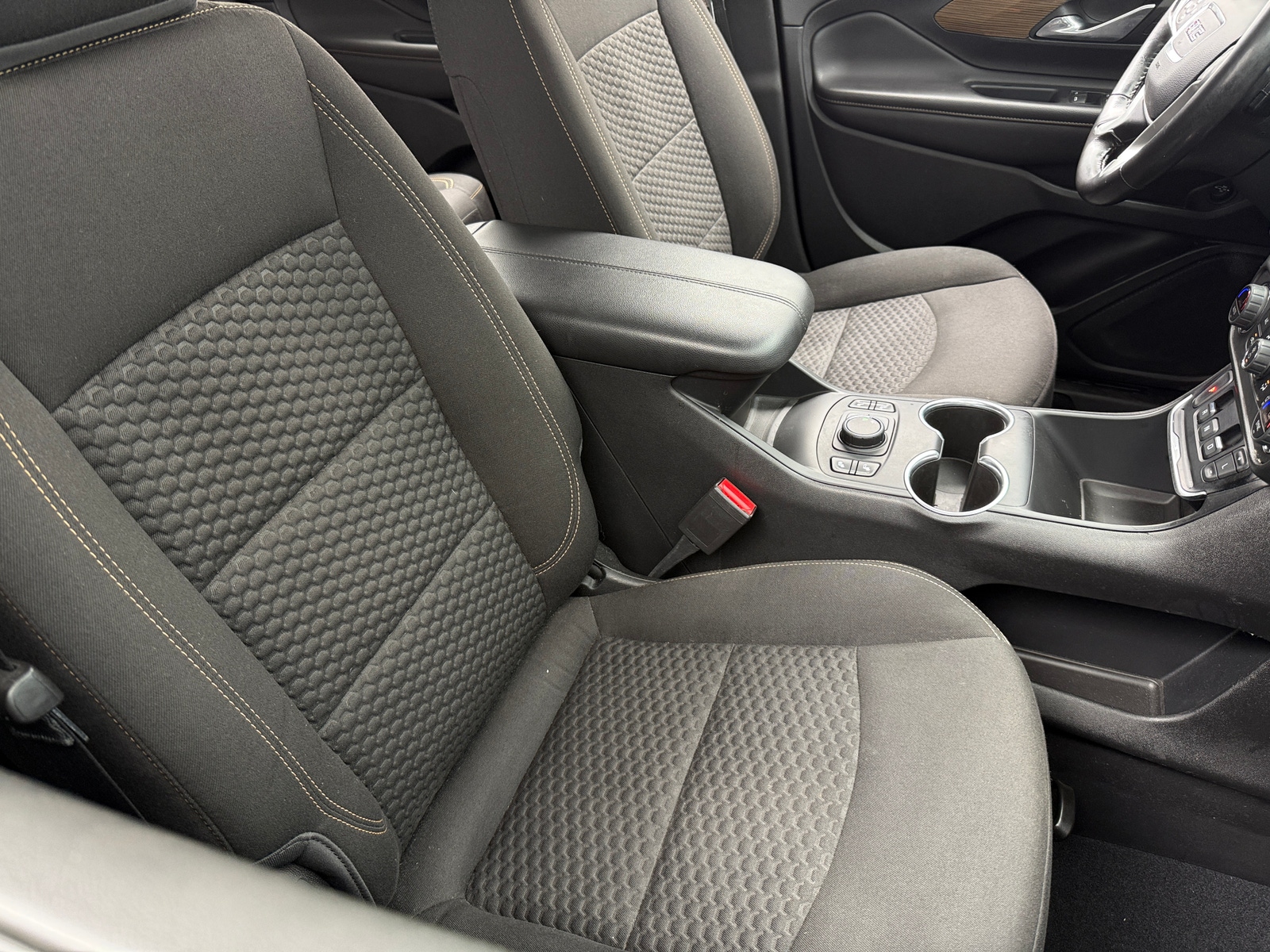 Thumbnail: 2020 GMC Terrain - 2