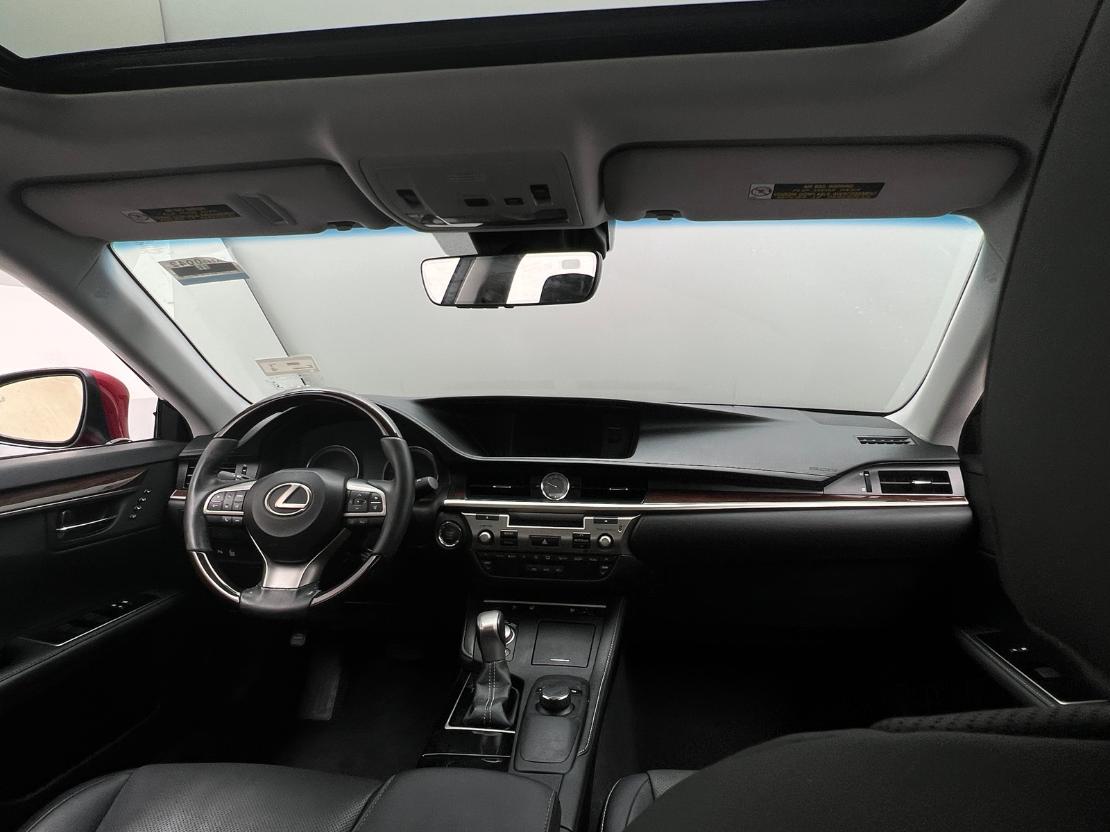 Thumbnail: 2018 Lexus ES - 2