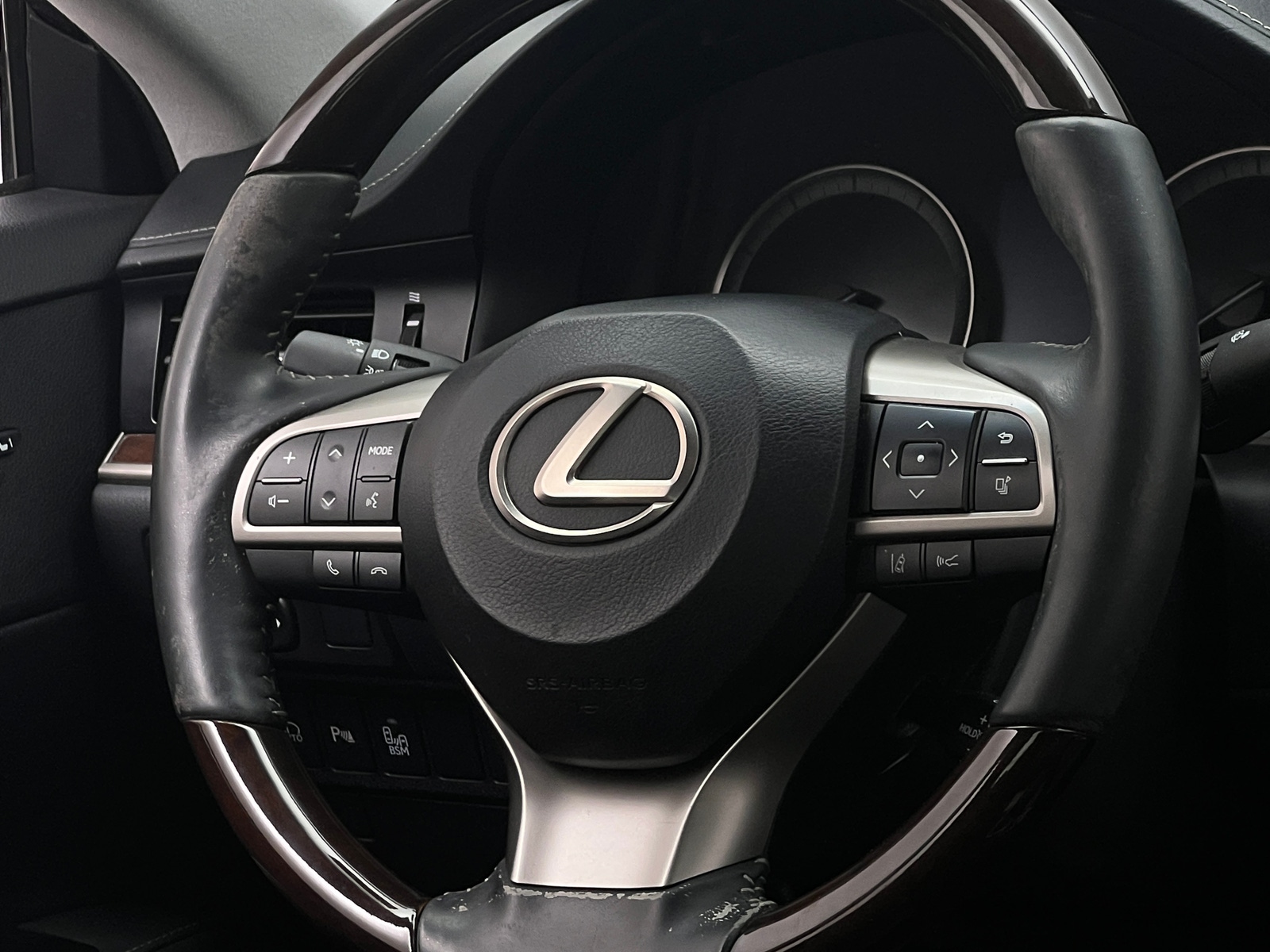 Thumbnail: 2018 Lexus ES - 4