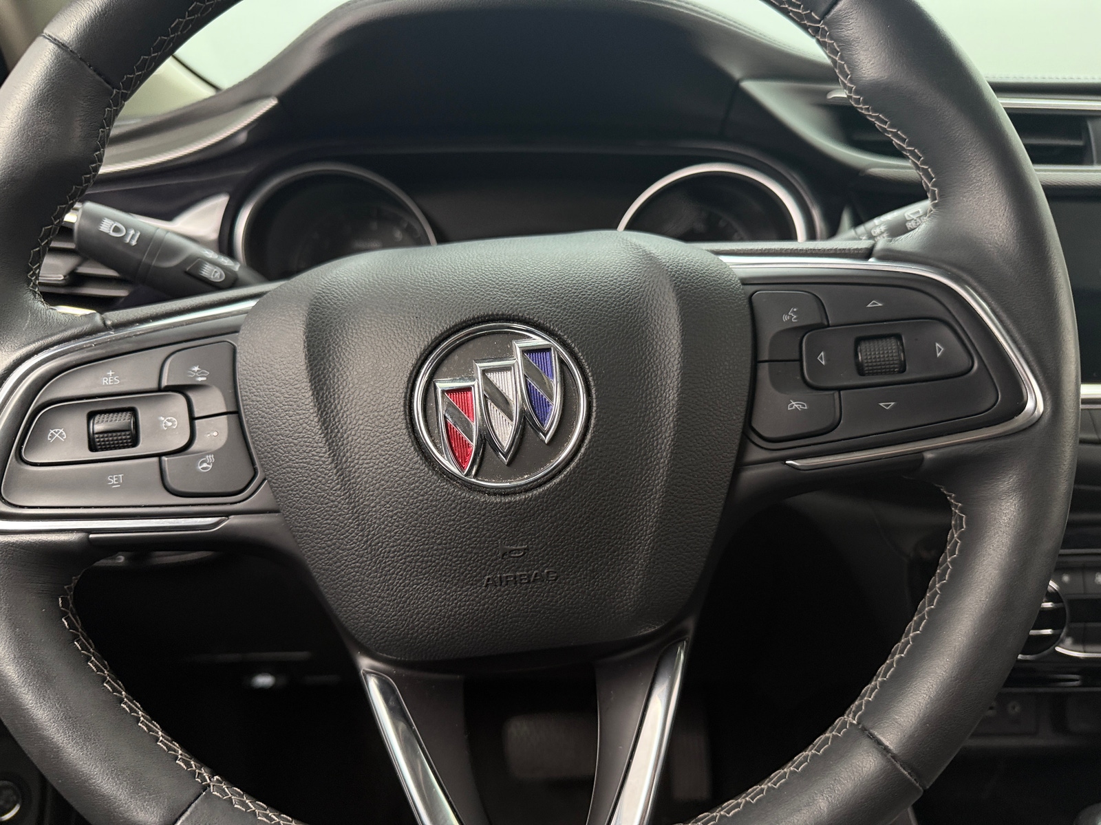 Thumbnail: 2023 Buick Encore GX - 5