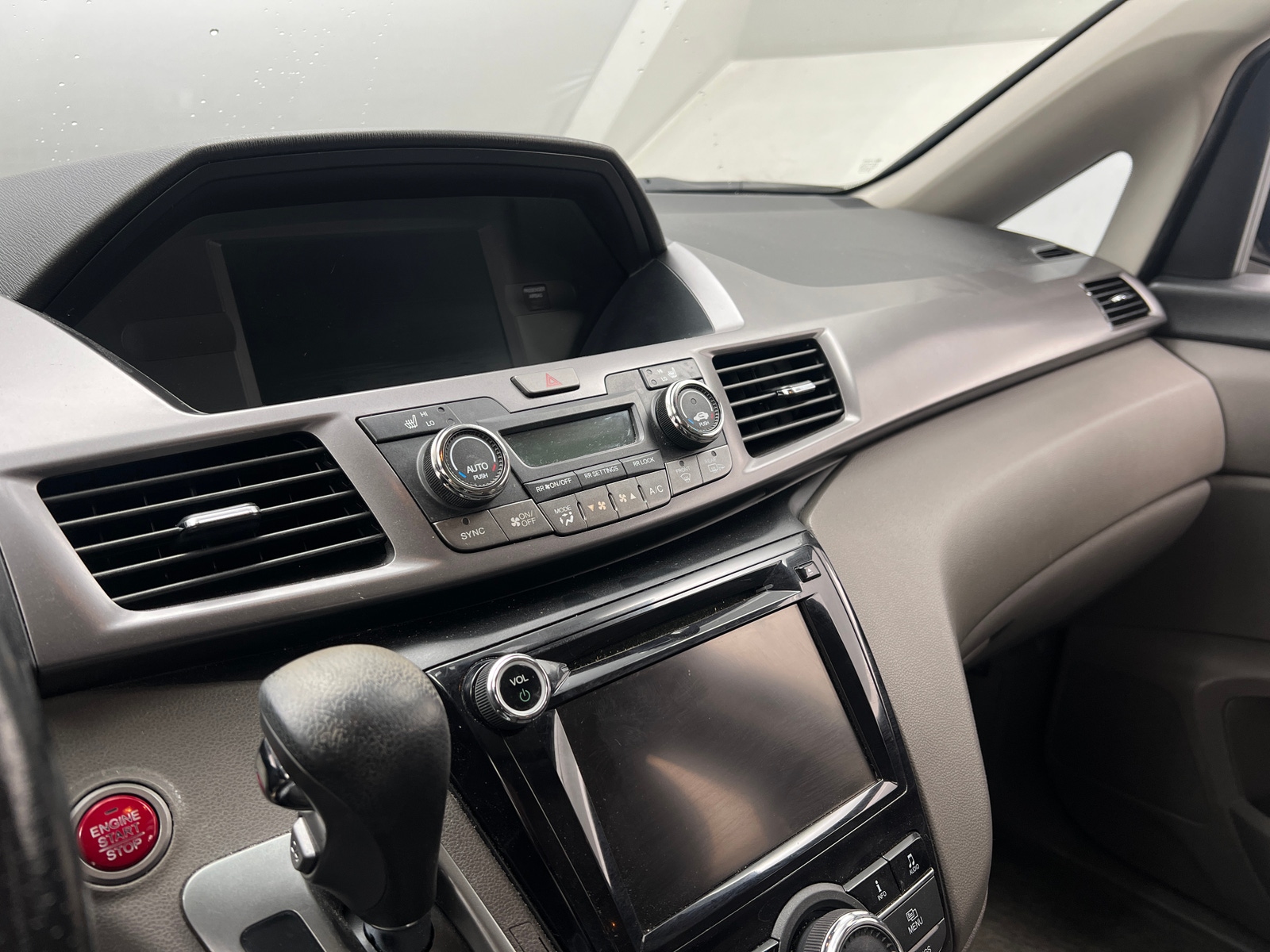 Thumbnail: 2014 Honda Odyssey - 3