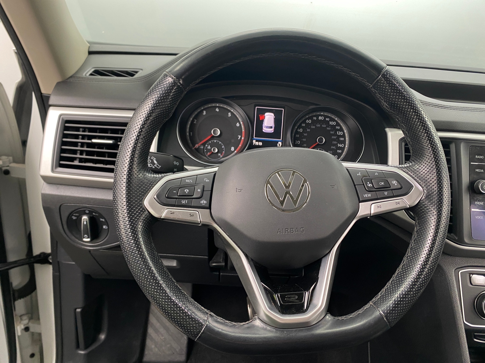 Thumbnail: 2021 Volkswagen Atlas - 4