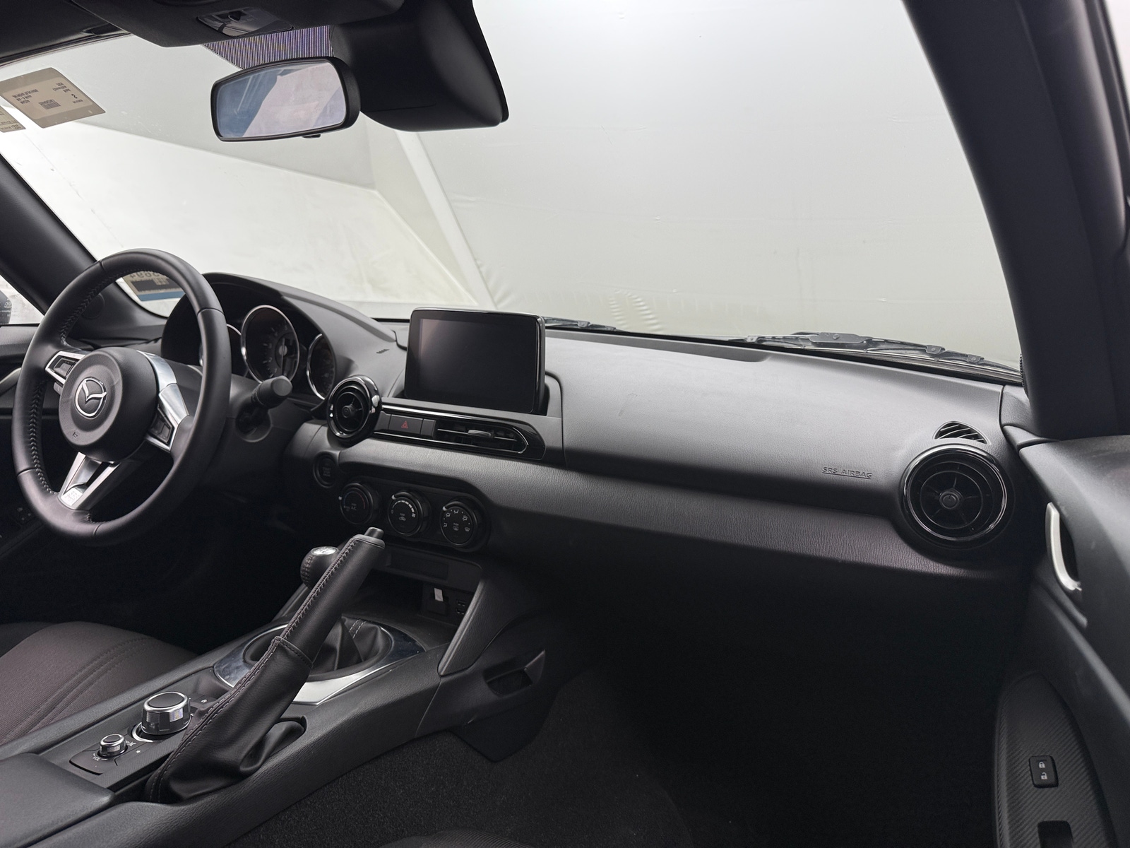 Thumbnail: 2020 Mazda MX-5 Miata - 3