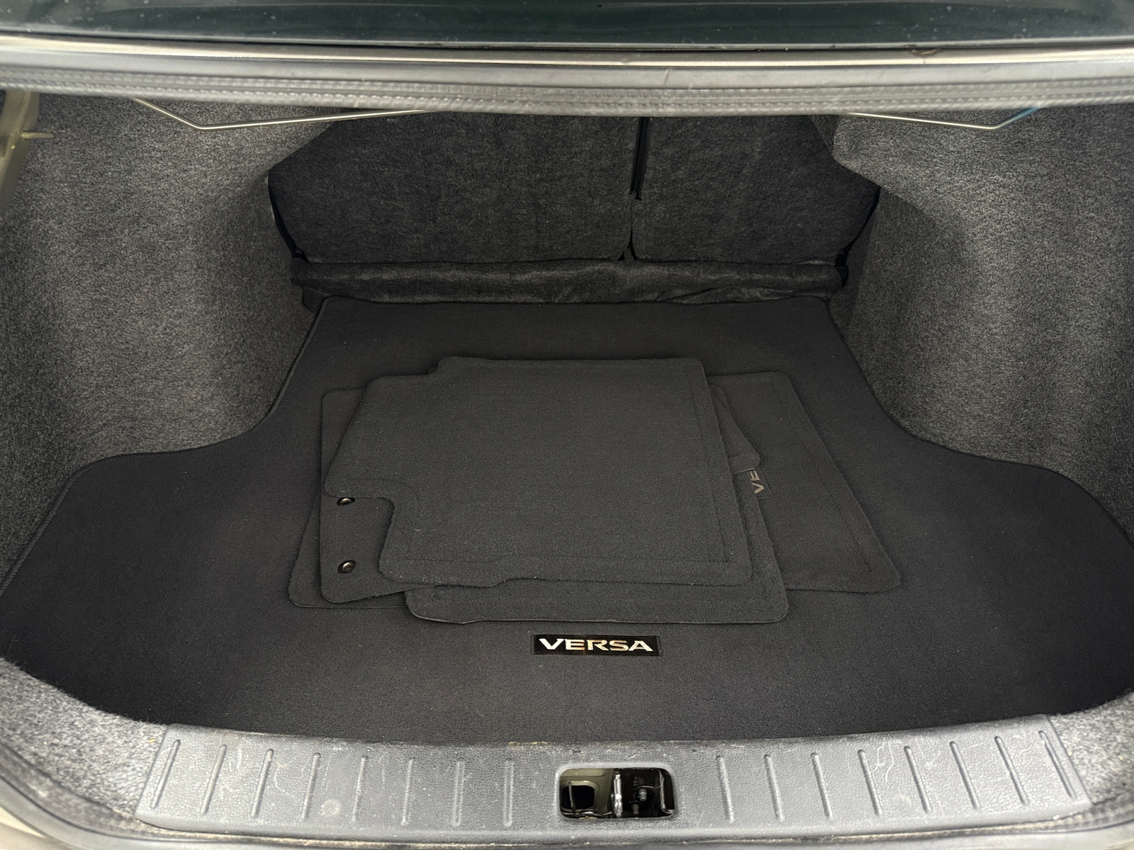 Thumbnail: 2015 Nissan Versa - 7