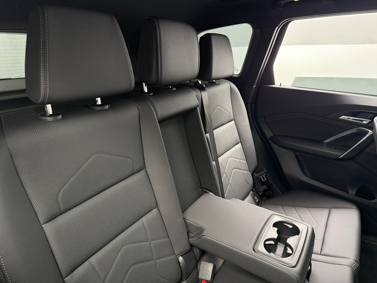 Thumbnail: 2023 BMW X1 - 5