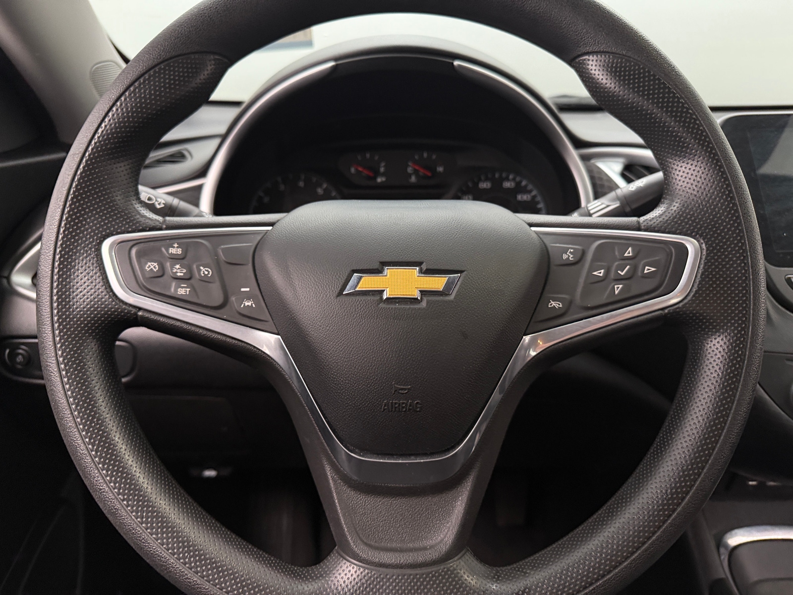 Thumbnail: 2023 Chevrolet Malibu - 5