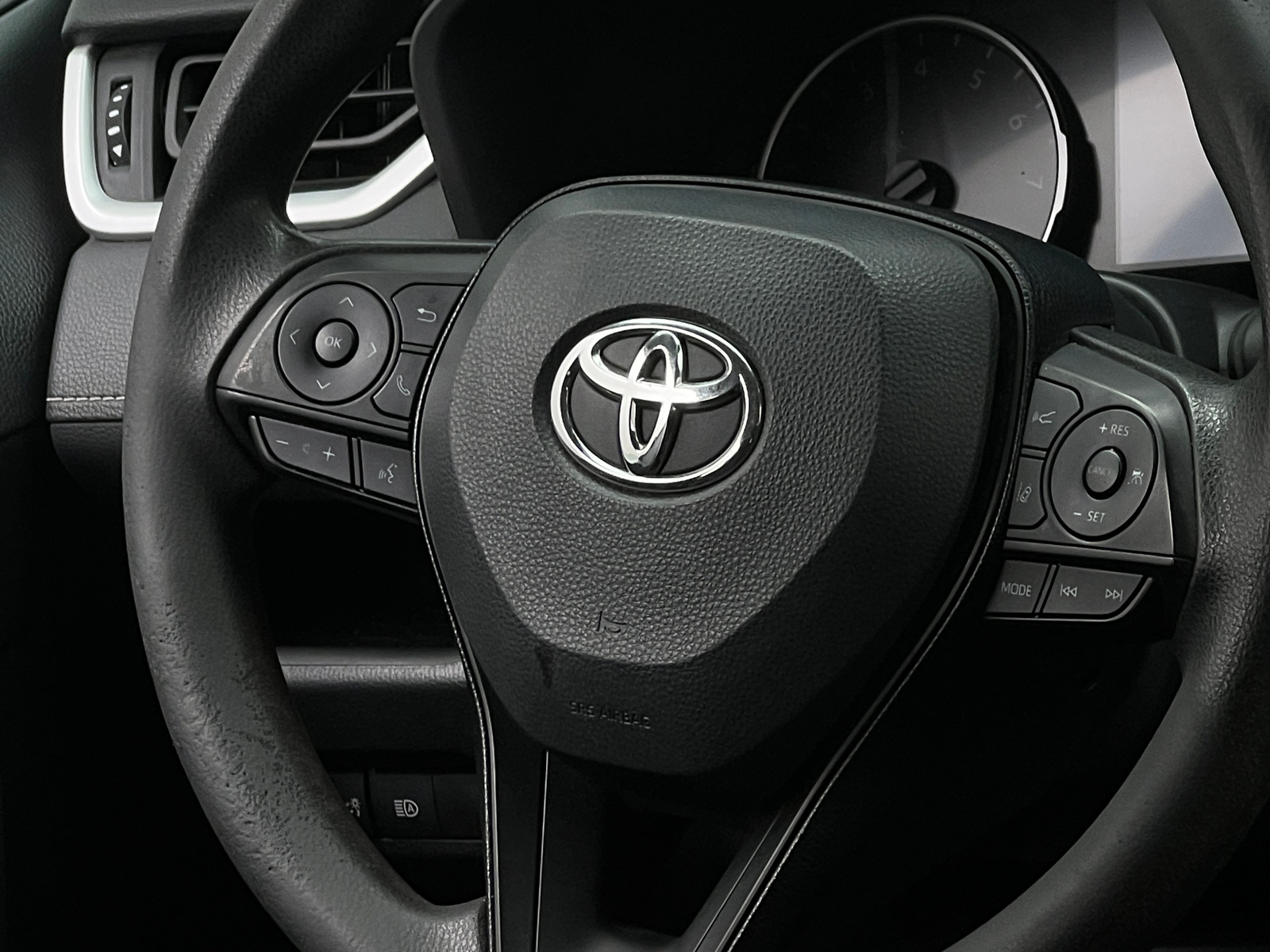 Thumbnail: 2021 Toyota RAV4 - 5