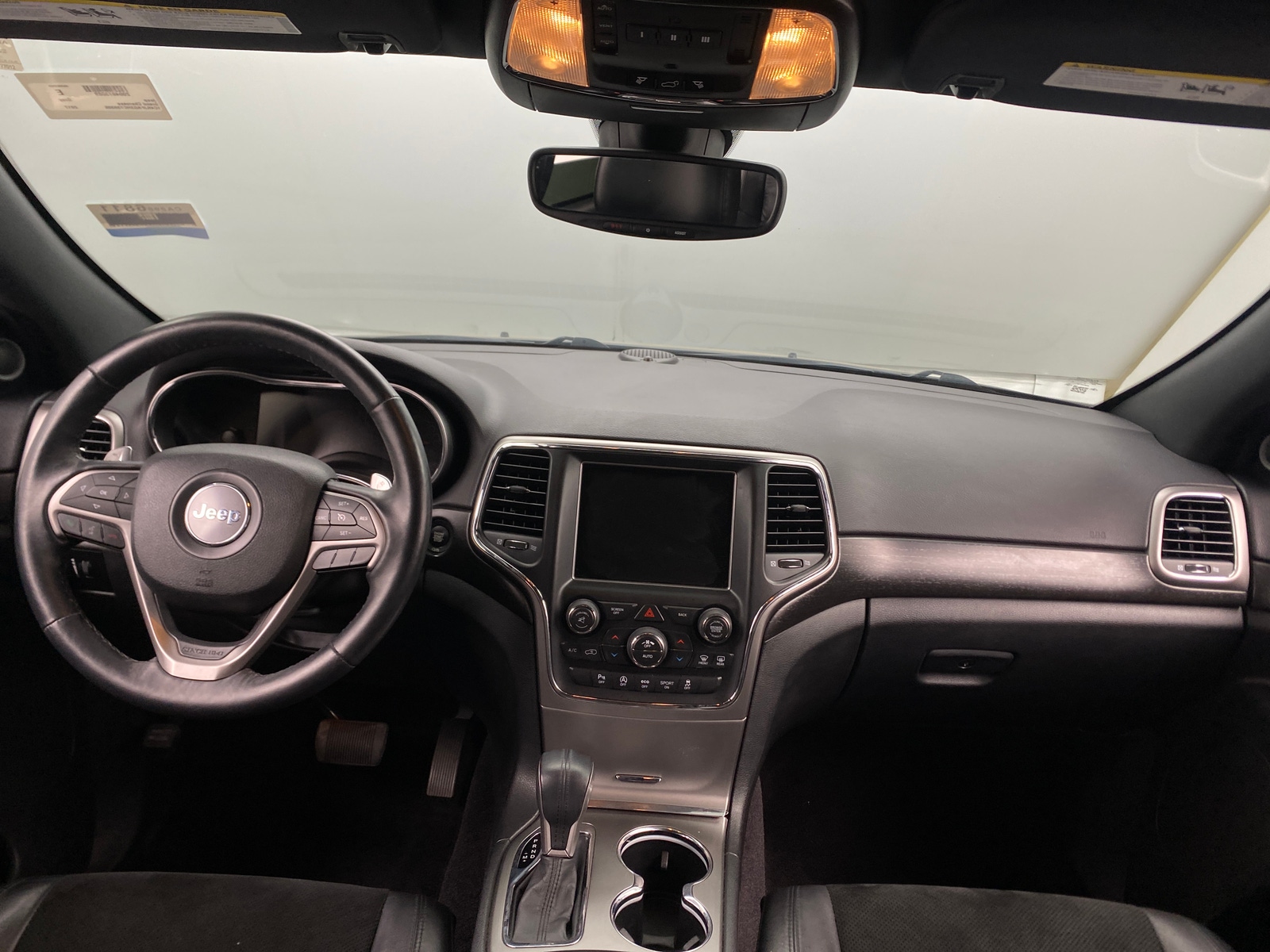 Thumbnail: 2017 Jeep Grand Cherokee - 2