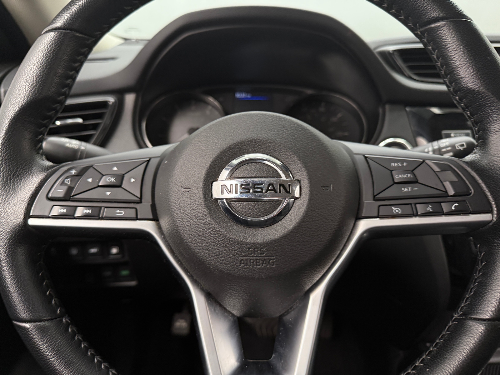 Thumbnail: 2020 Nissan Rogue - 5