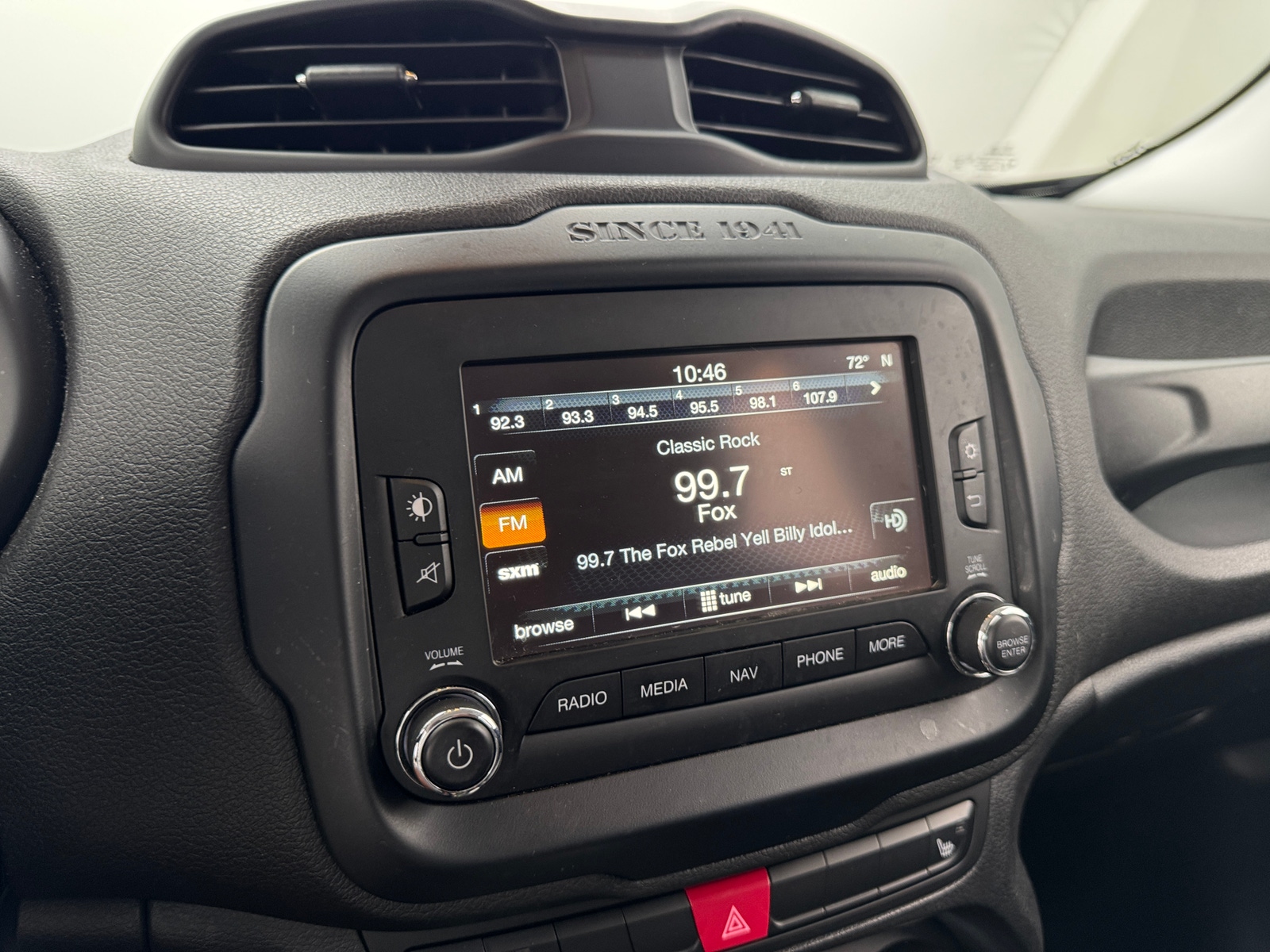 Thumbnail: 2016 Jeep Renegade - 3