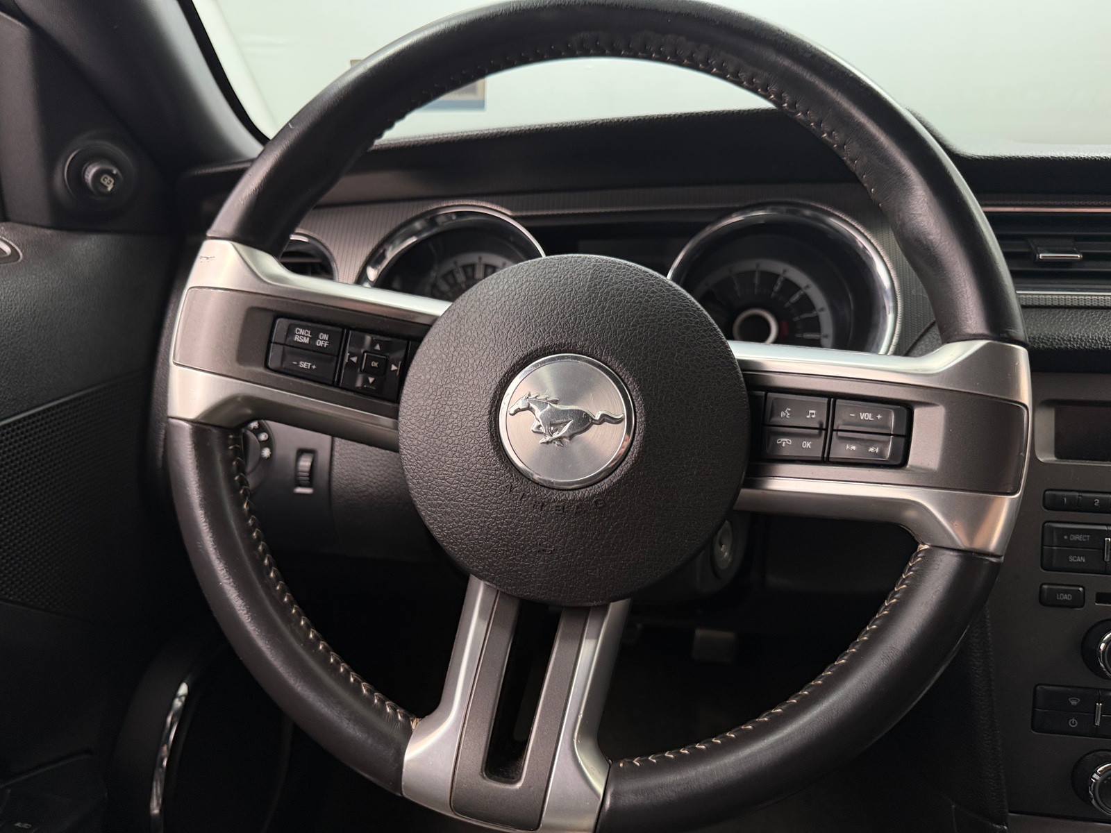 Thumbnail: 2013 Ford Mustang - 3