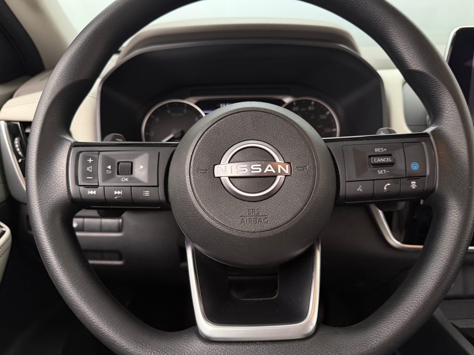 Thumbnail: 2022 Nissan Rogue - 5