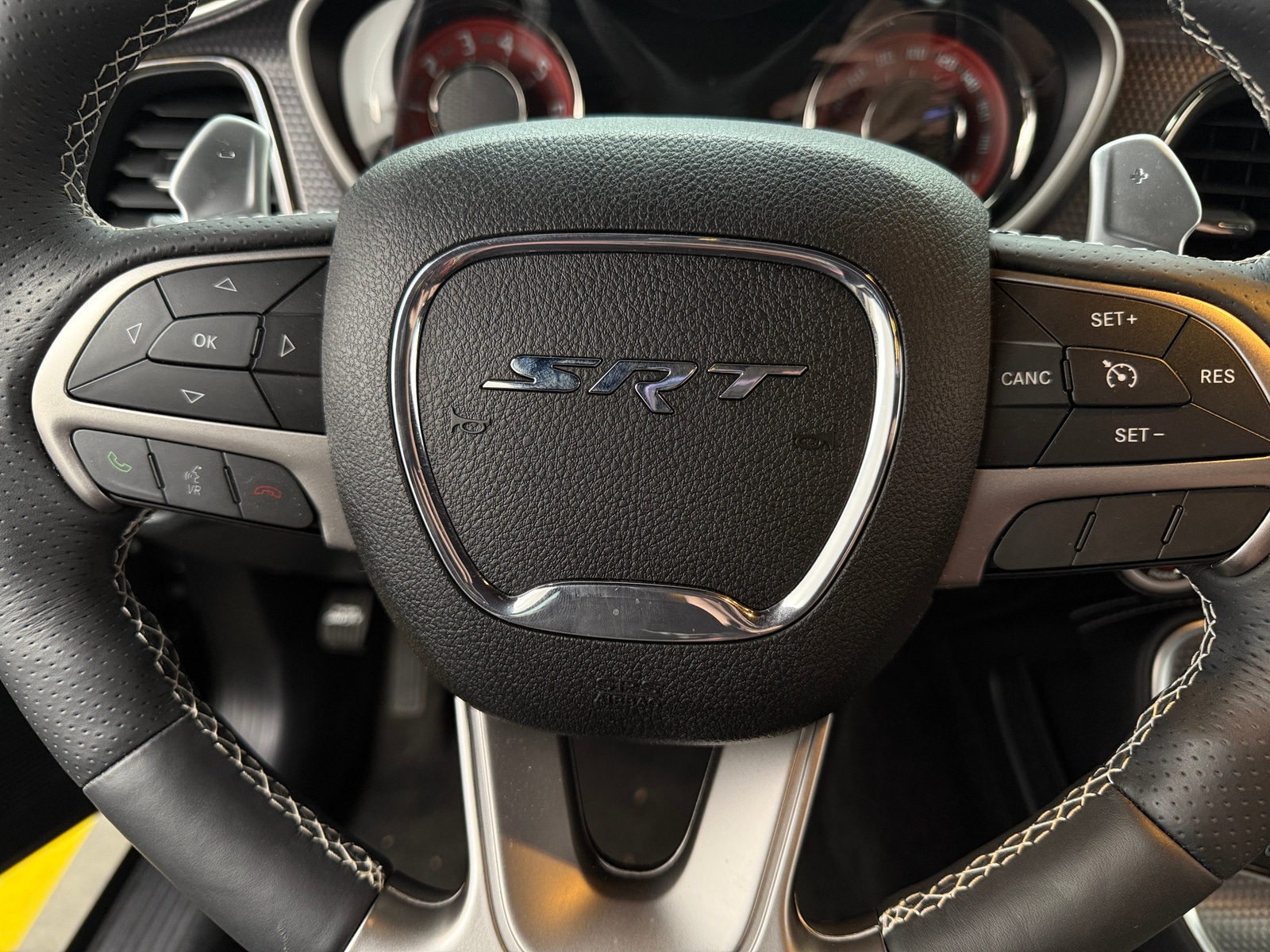 Thumbnail: 2015 Dodge Challenger - 3