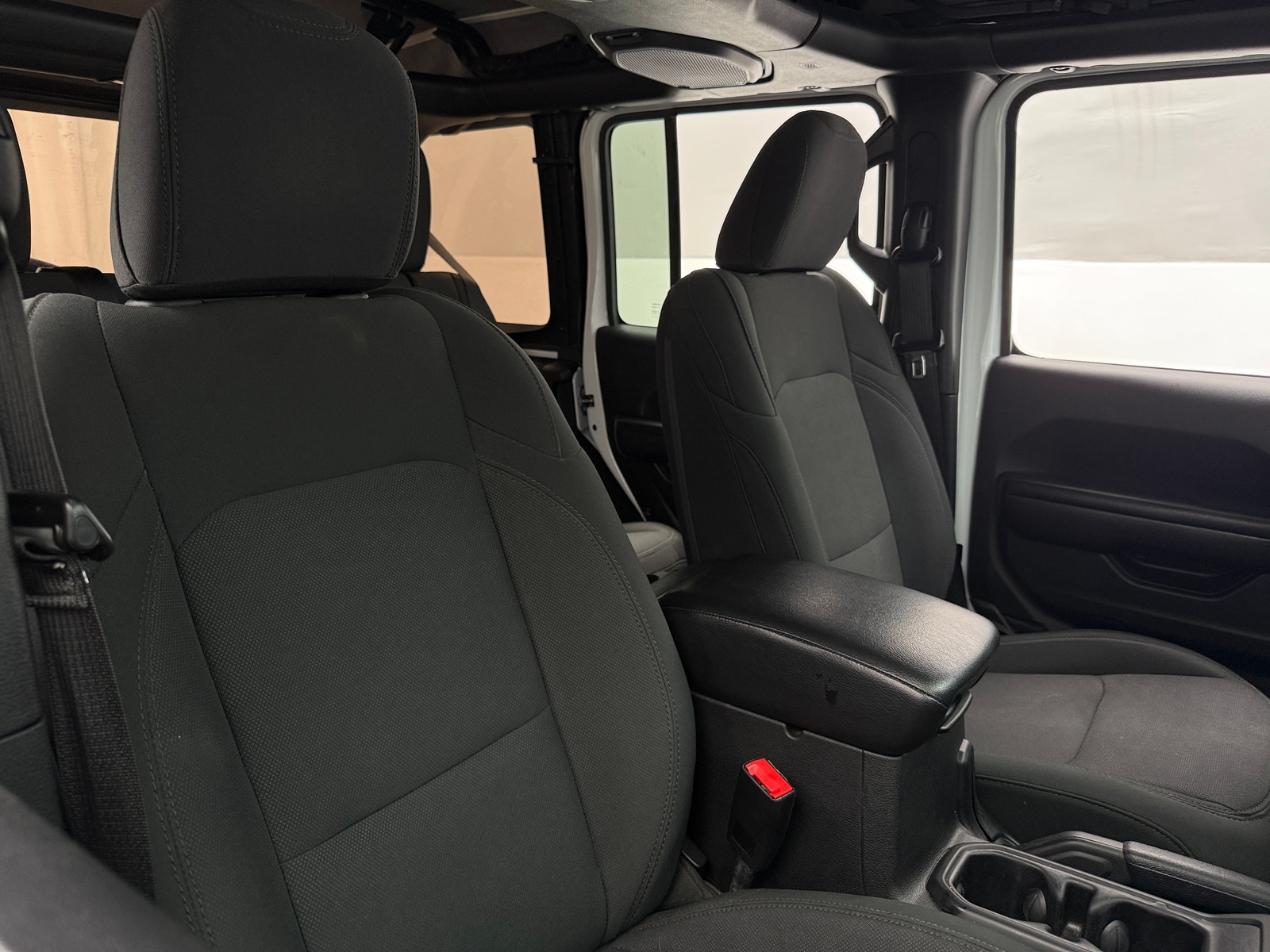 Thumbnail: 2018 Jeep Wrangler - 2