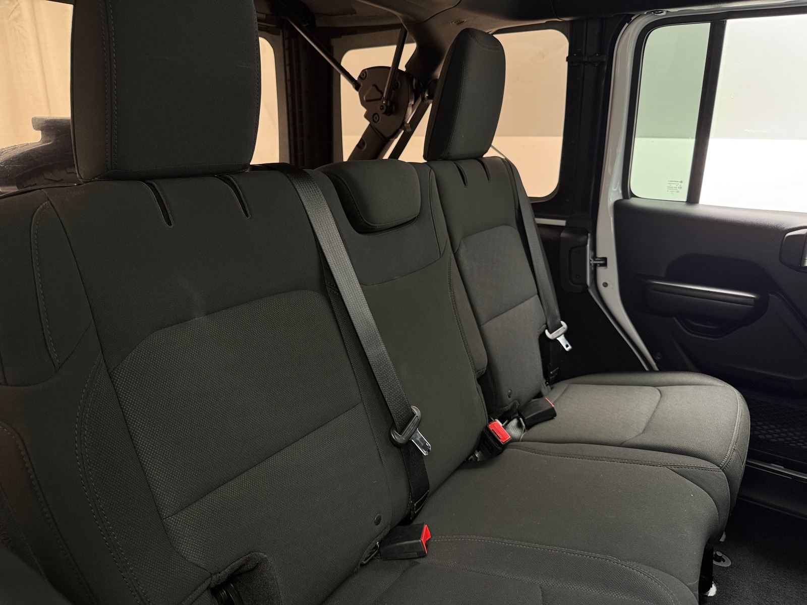 Thumbnail: 2018 Jeep Wrangler - 6