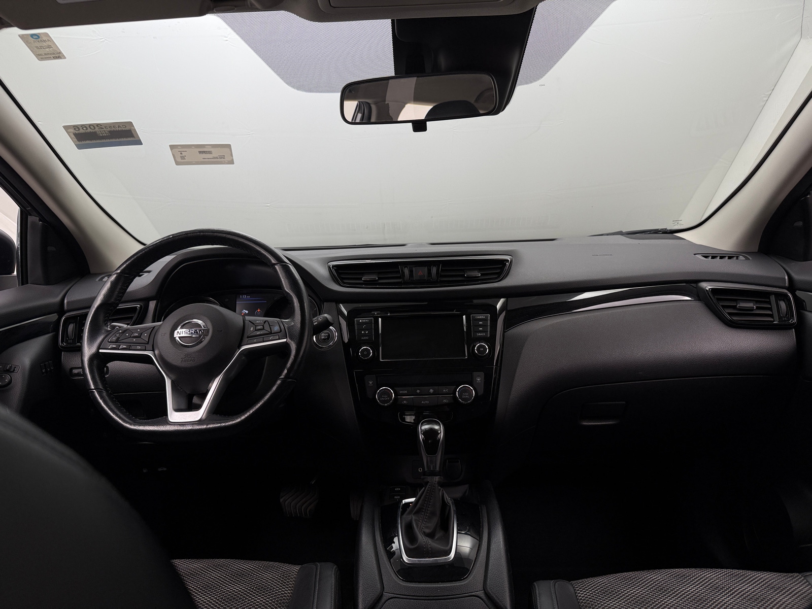 Thumbnail: 2022 Nissan Rogue Sport - 3