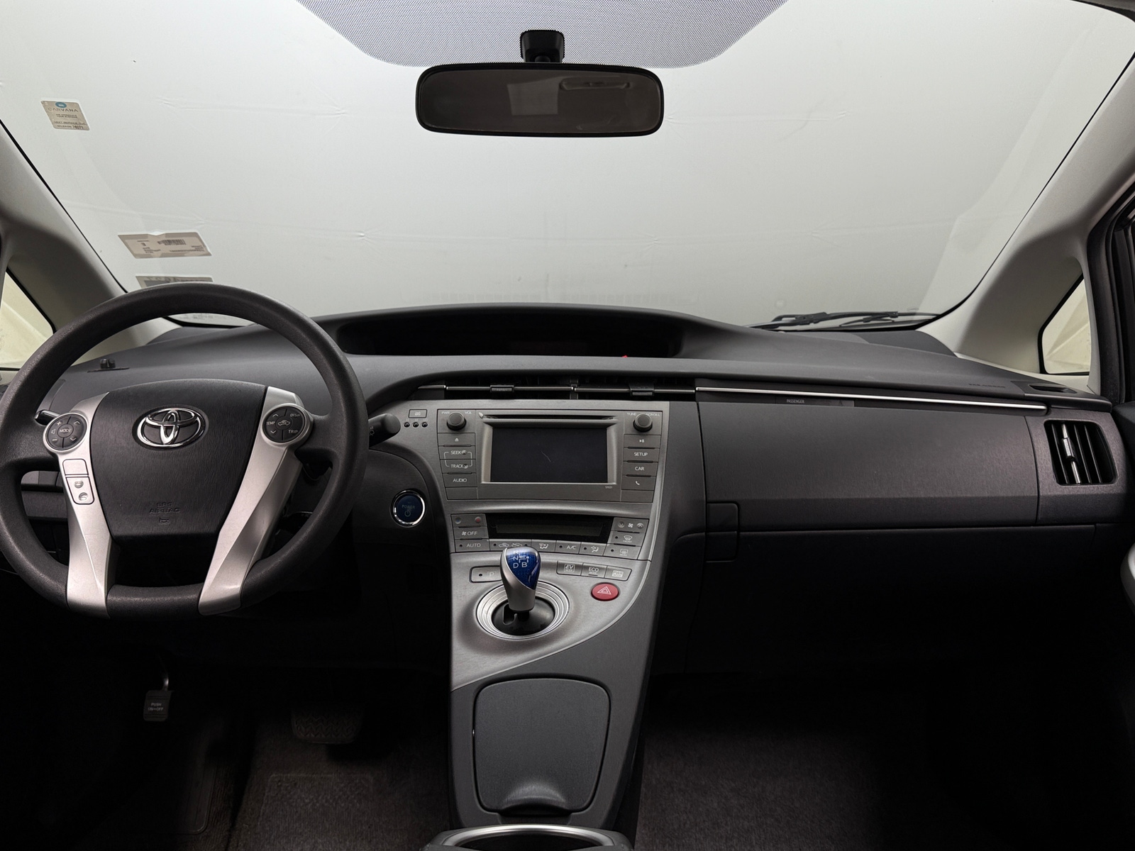 Thumbnail: 2014 Toyota Prius - 3