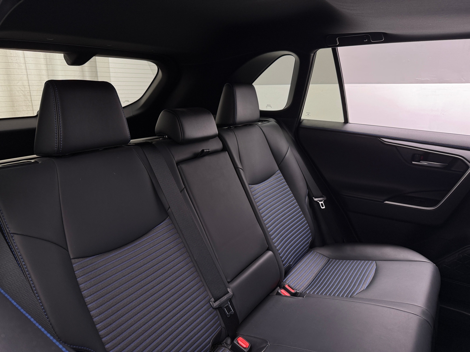 Thumbnail: 2020 Toyota RAV4 - 5