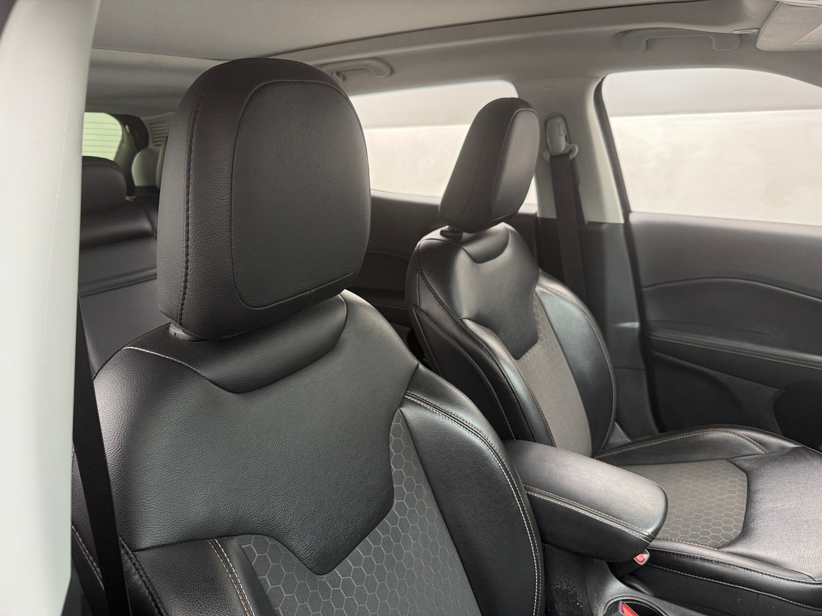 Thumbnail: 2018 Jeep Compass - 2
