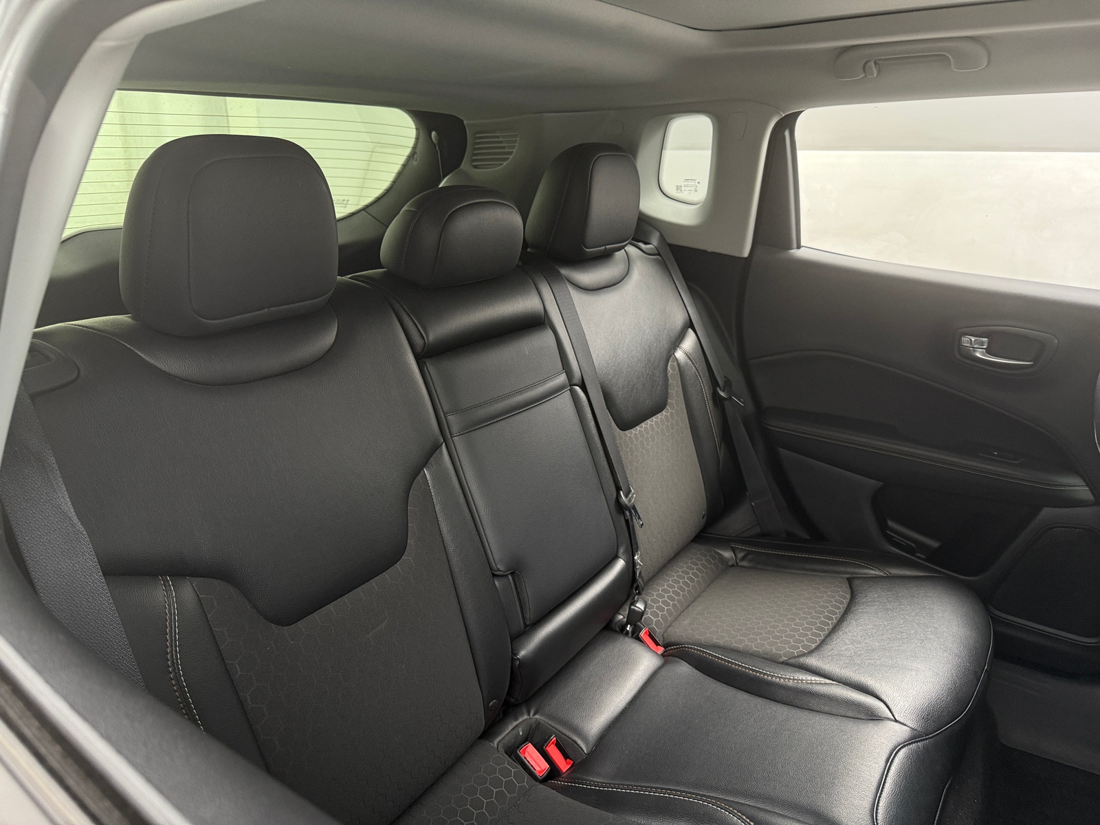 Thumbnail: 2018 Jeep Compass - 6