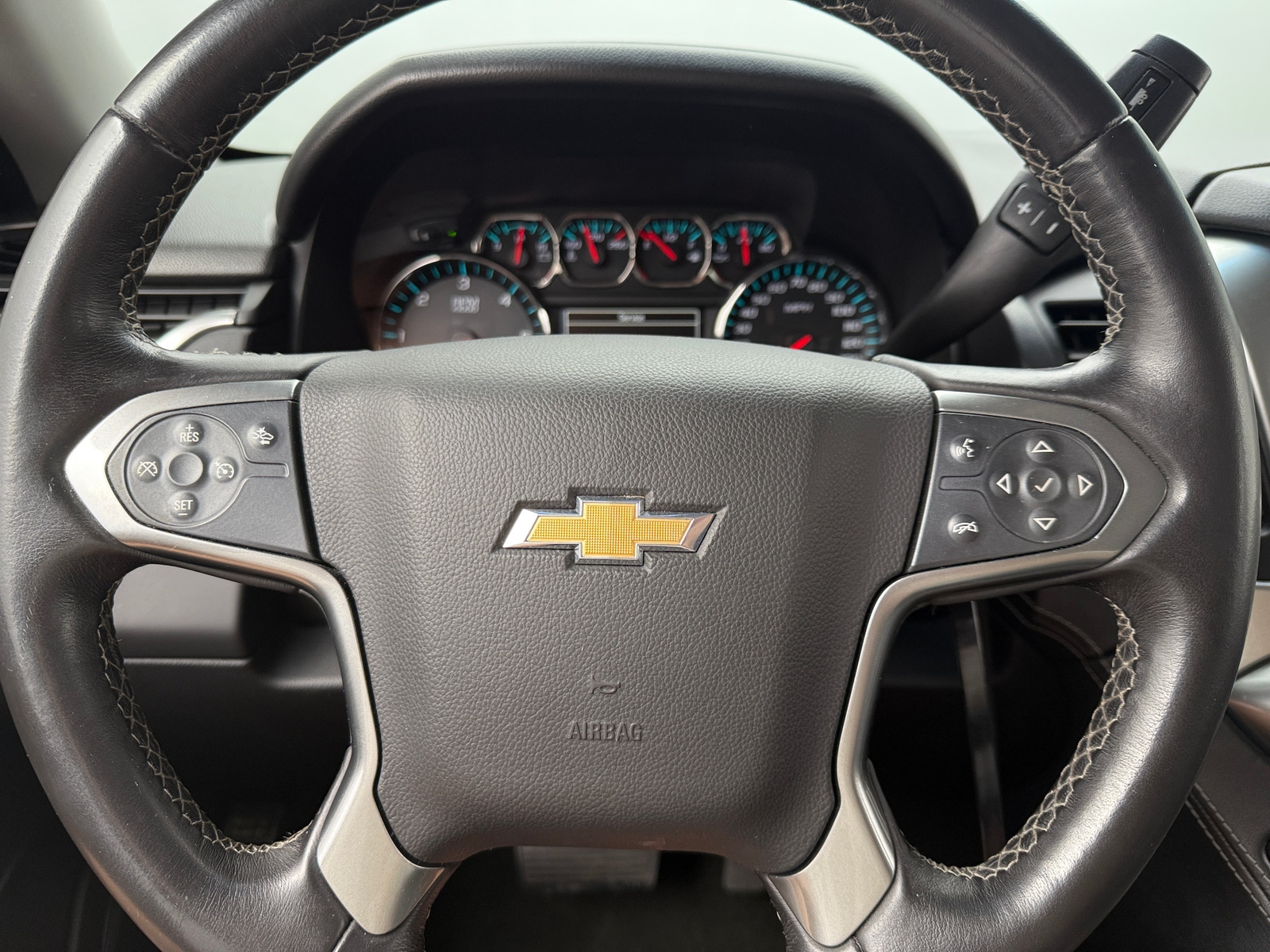 Thumbnail: 2015 Chevrolet Tahoe - 4