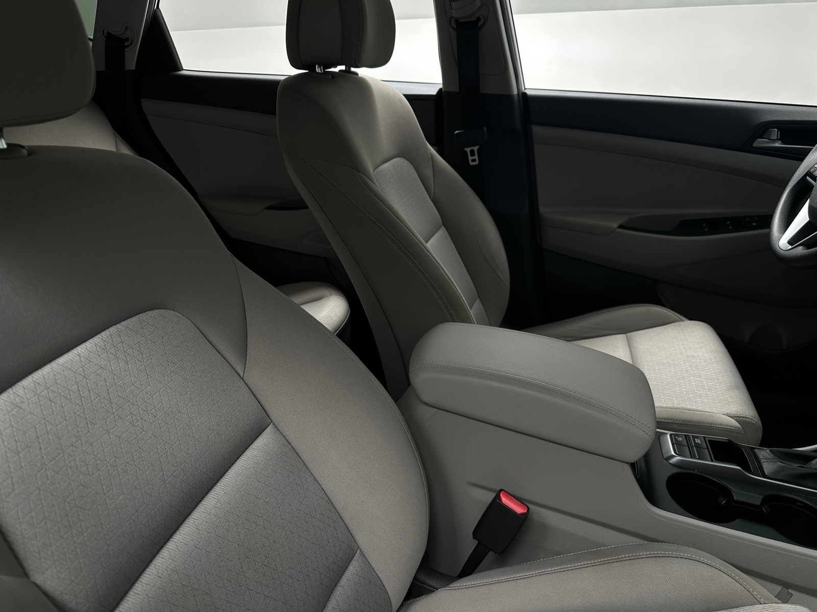 Thumbnail: 2016 Hyundai Tucson - 2