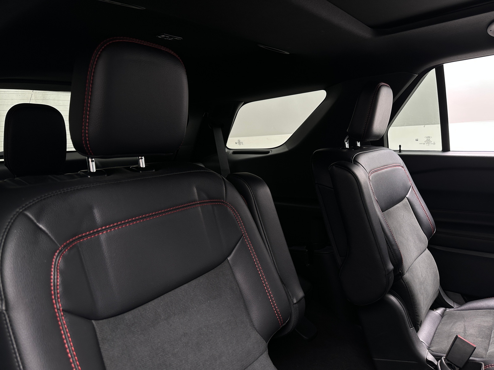 Thumbnail: 2023 Ford Explorer - 5