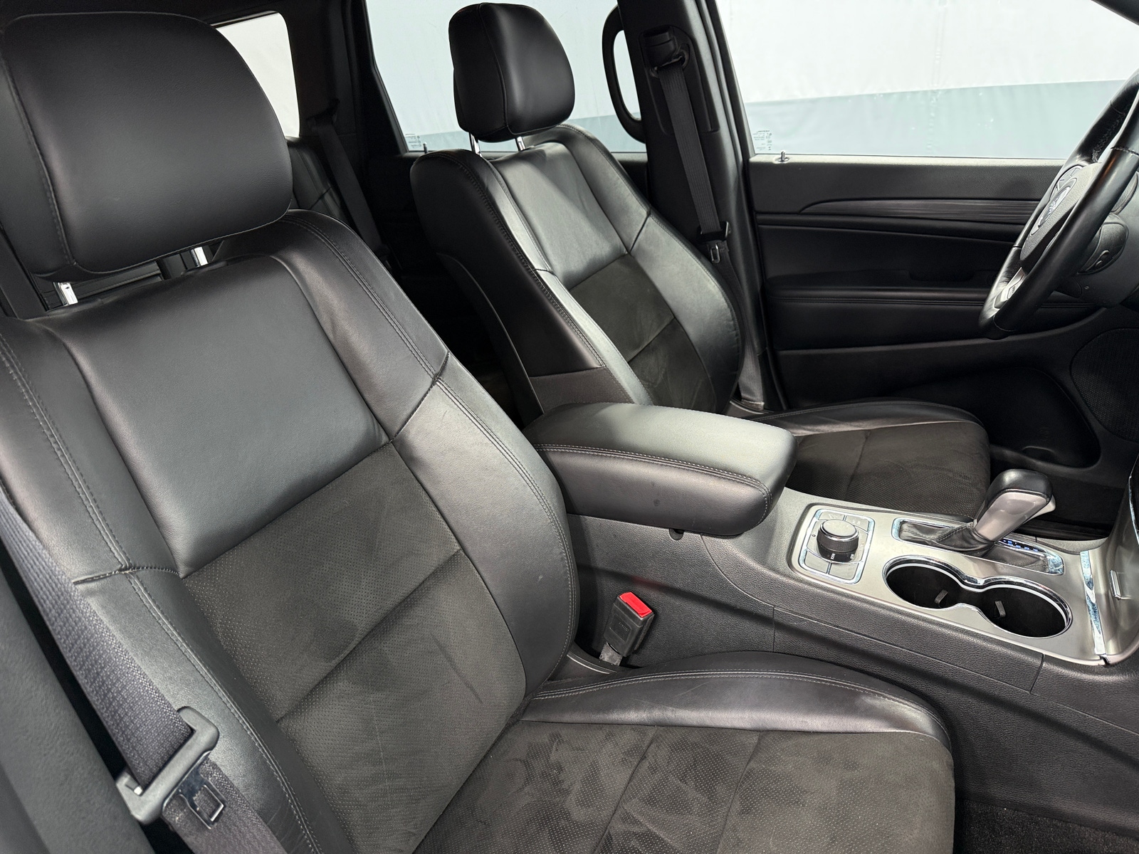 Thumbnail: 2022 Jeep Grand Cherokee - 2