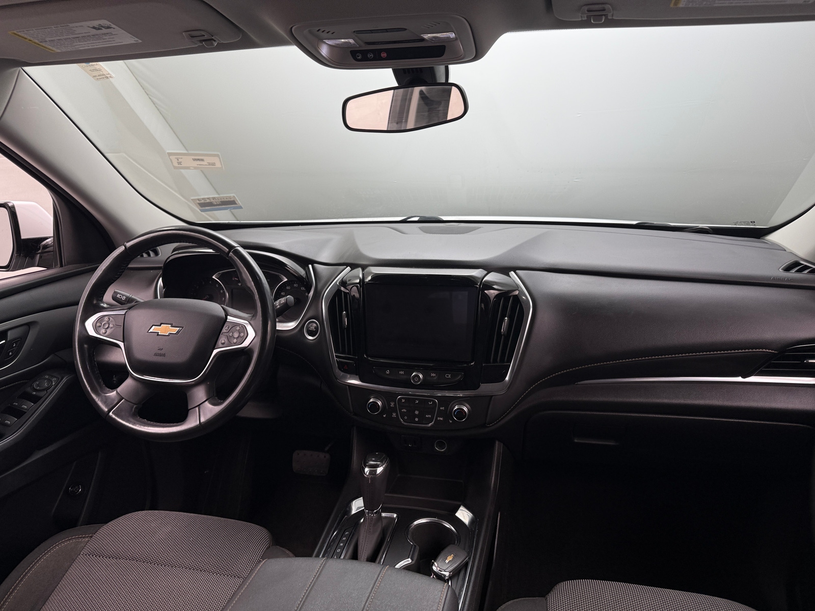 Thumbnail: 2018 Chevrolet Traverse - 3