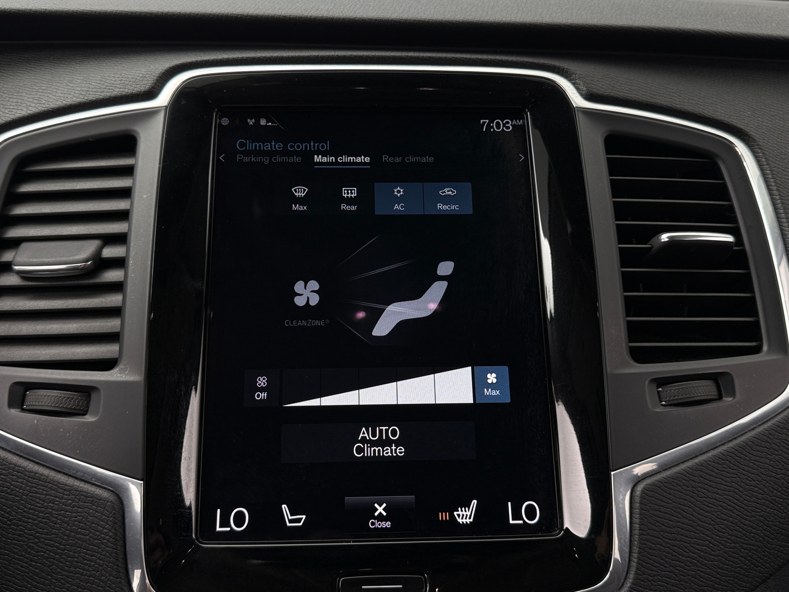 Thumbnail: 2020 Volvo XC90 - 3