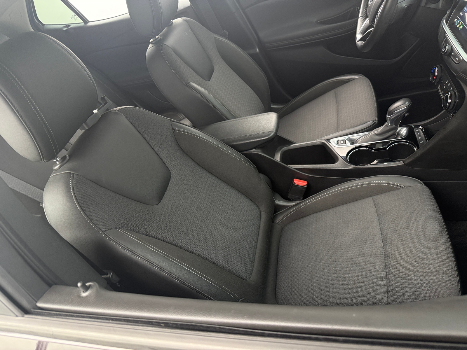 Thumbnail: 2021 Buick Encore GX - 2