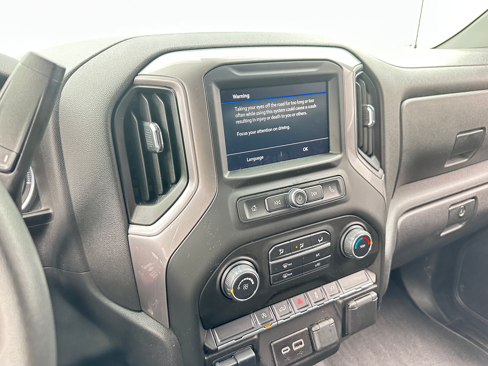 Thumbnail: 2021 Chevrolet Silverado 1500 - 4
